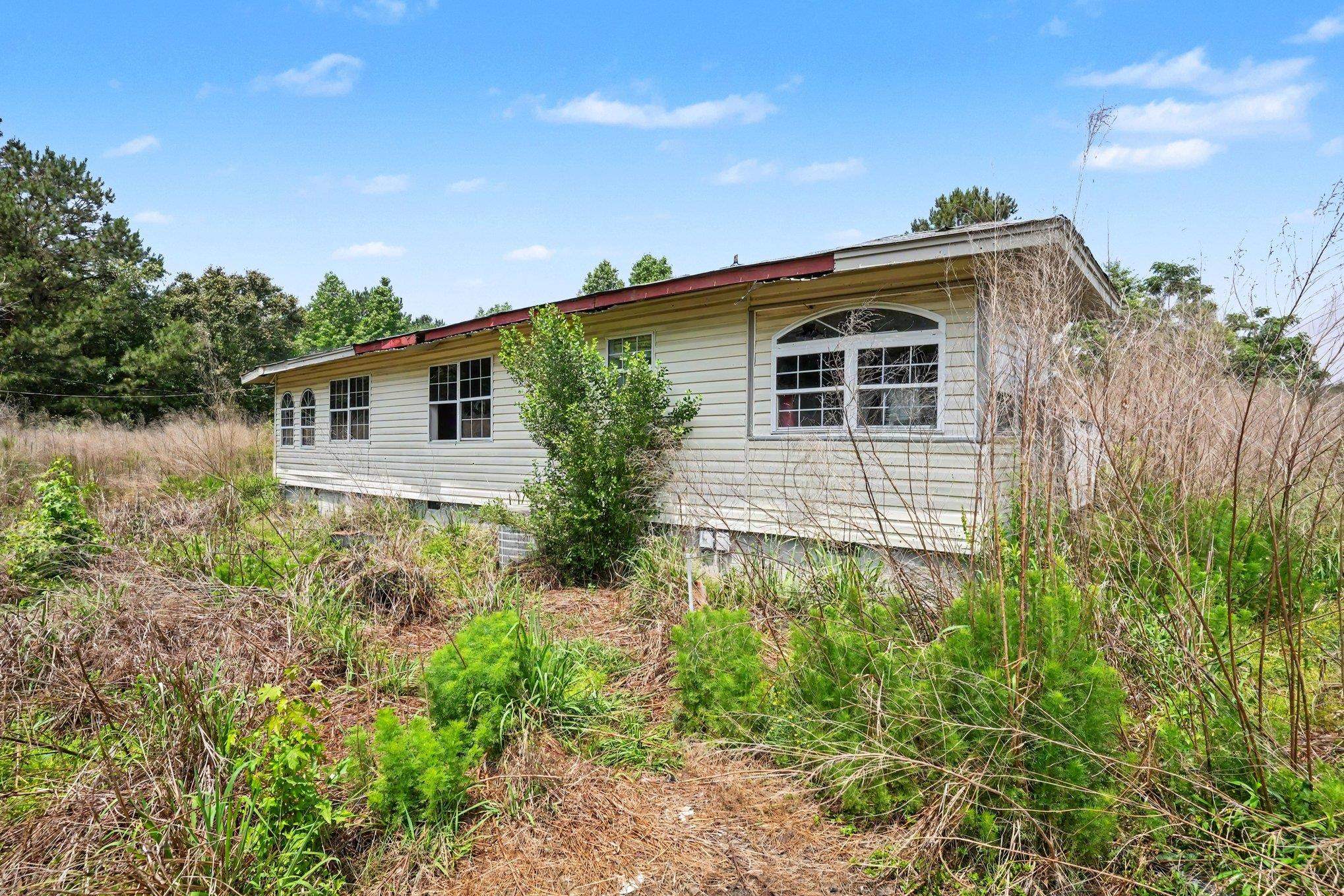 2149 Olive Dr. Property Photo 16