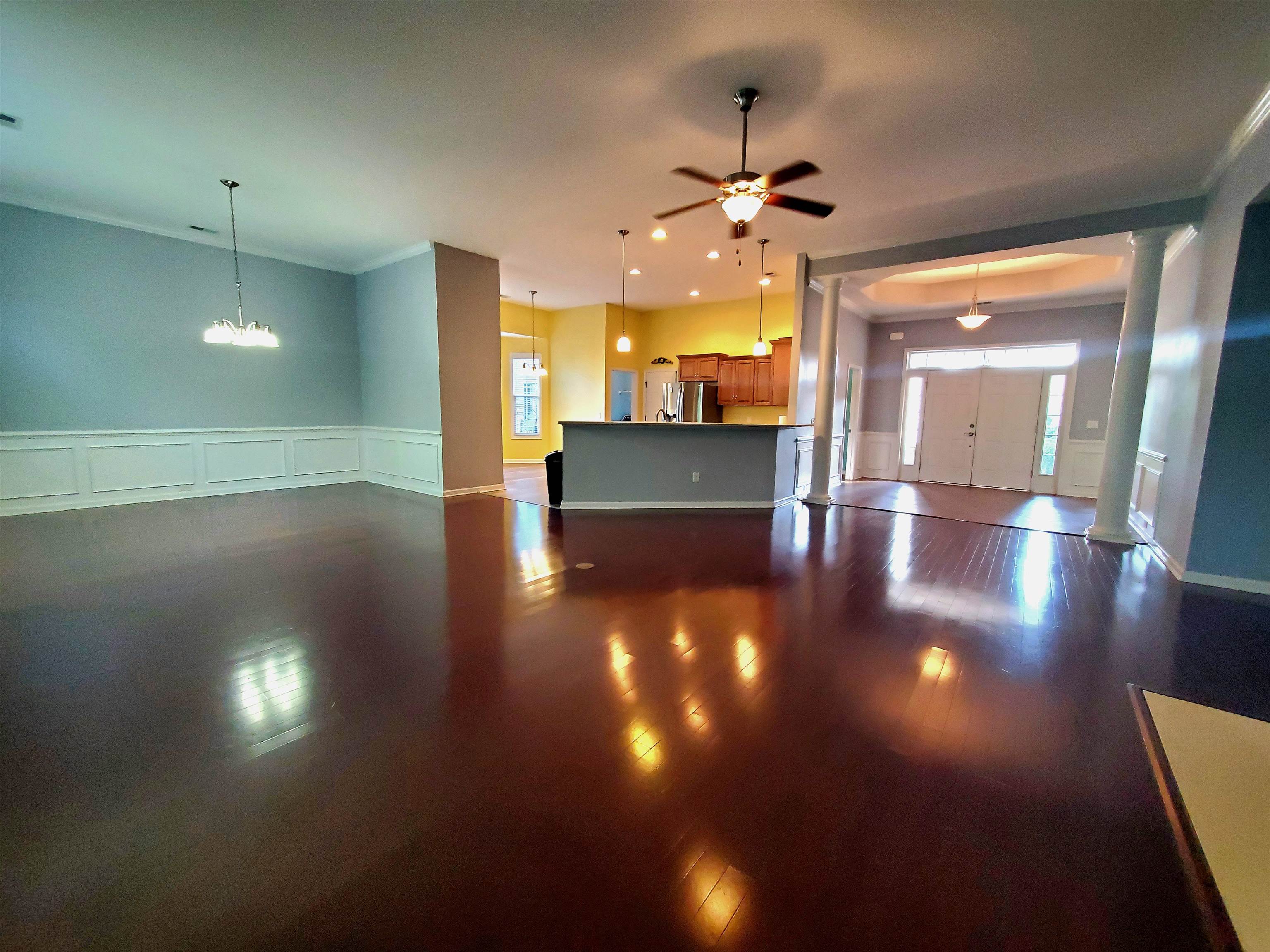204 Chesterfield Ct. Property Photo 4