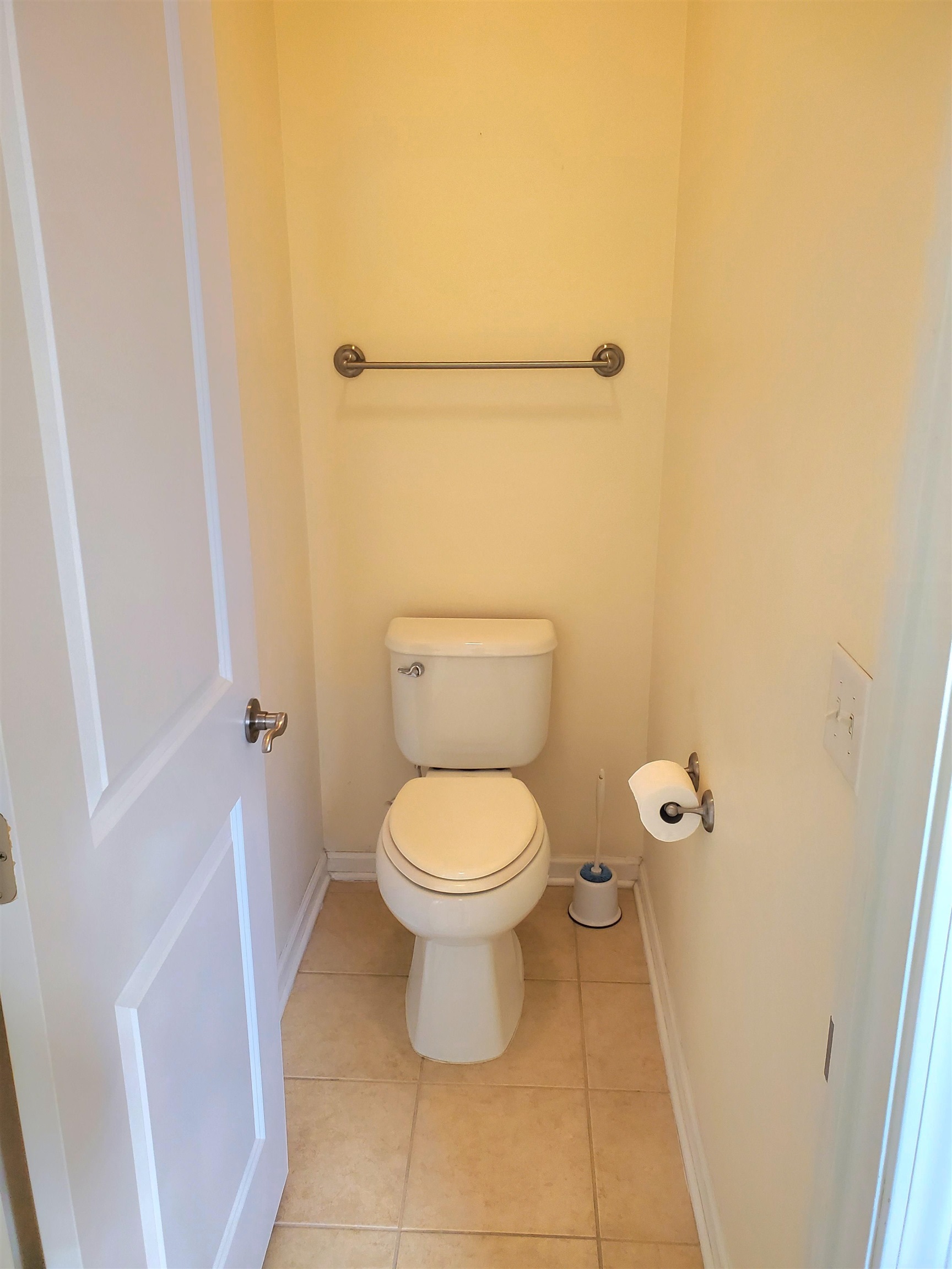 204 Chesterfield Ct. Property Photo 26