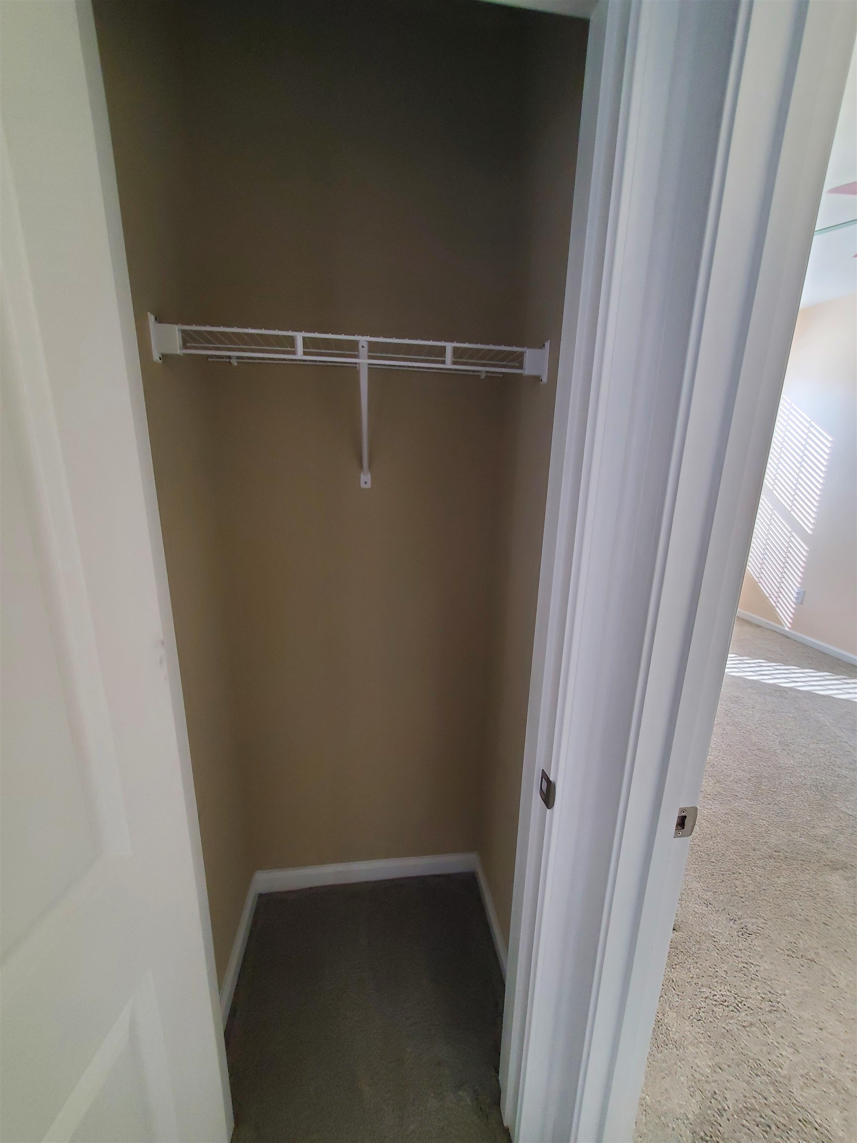 204 Chesterfield Ct. Property Photo 33