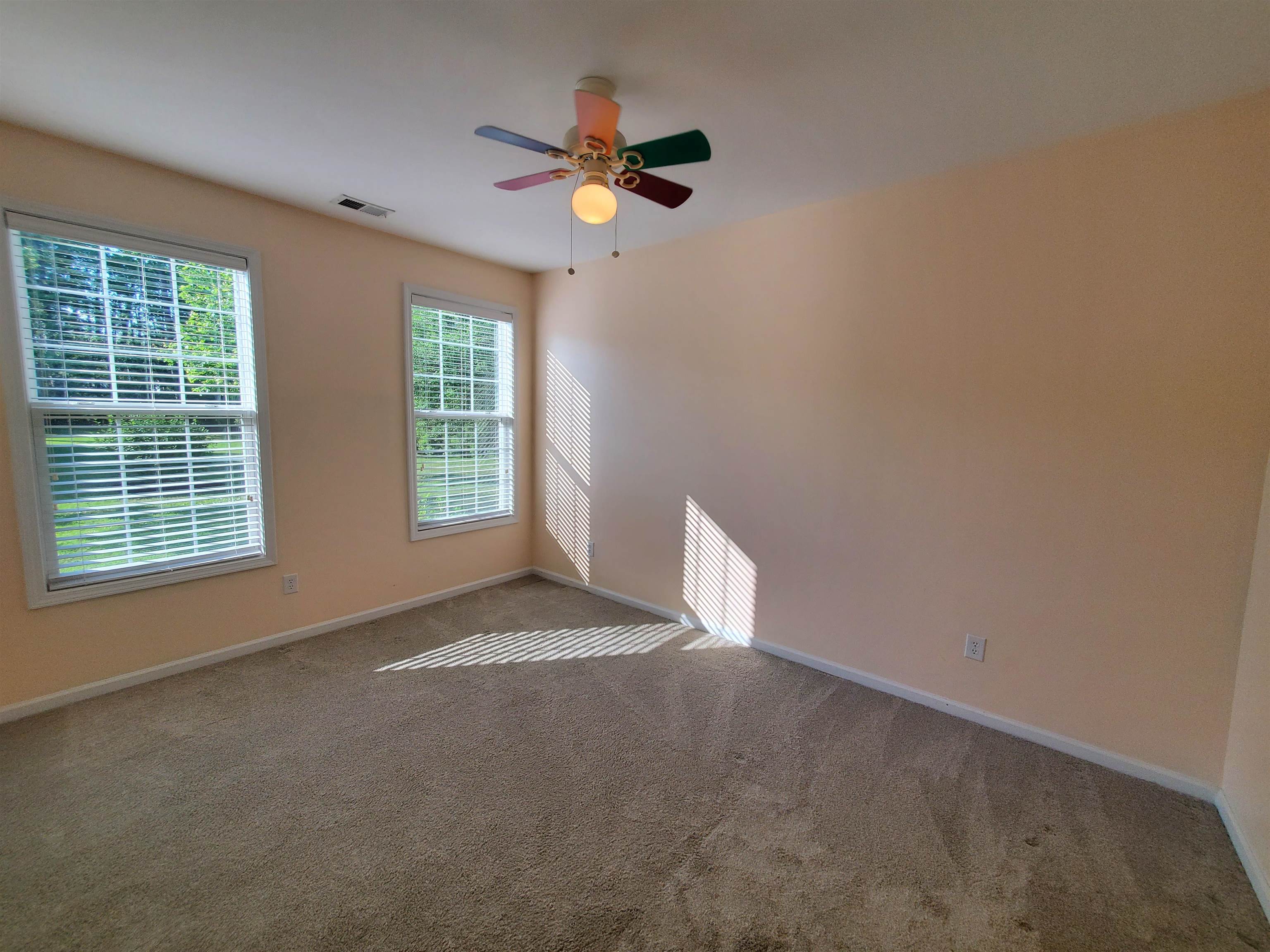 204 Chesterfield Ct. Property Photo 34