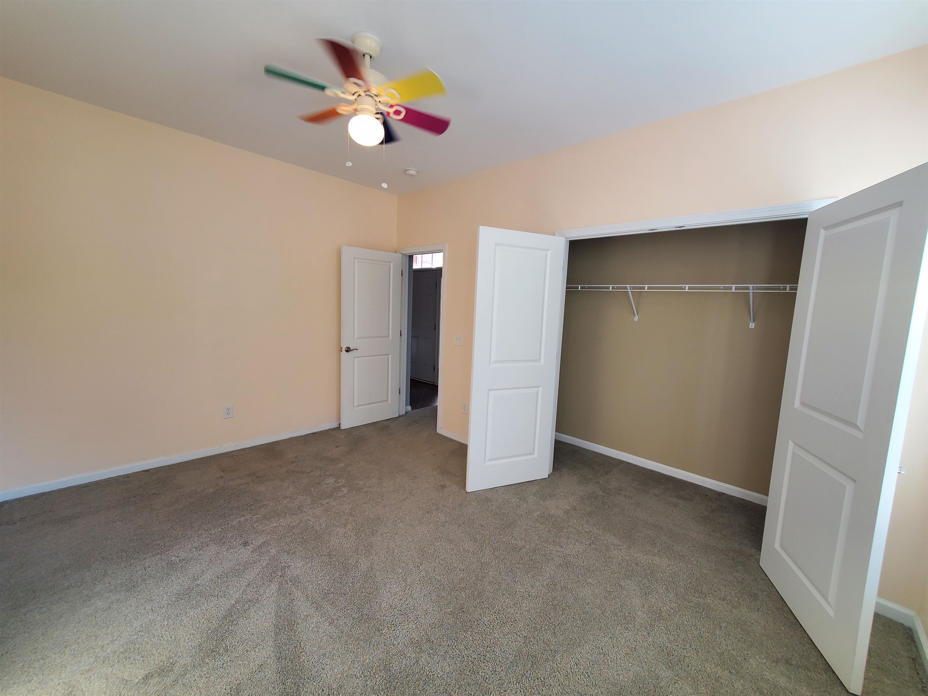 204 Chesterfield Ct. Property Photo 35