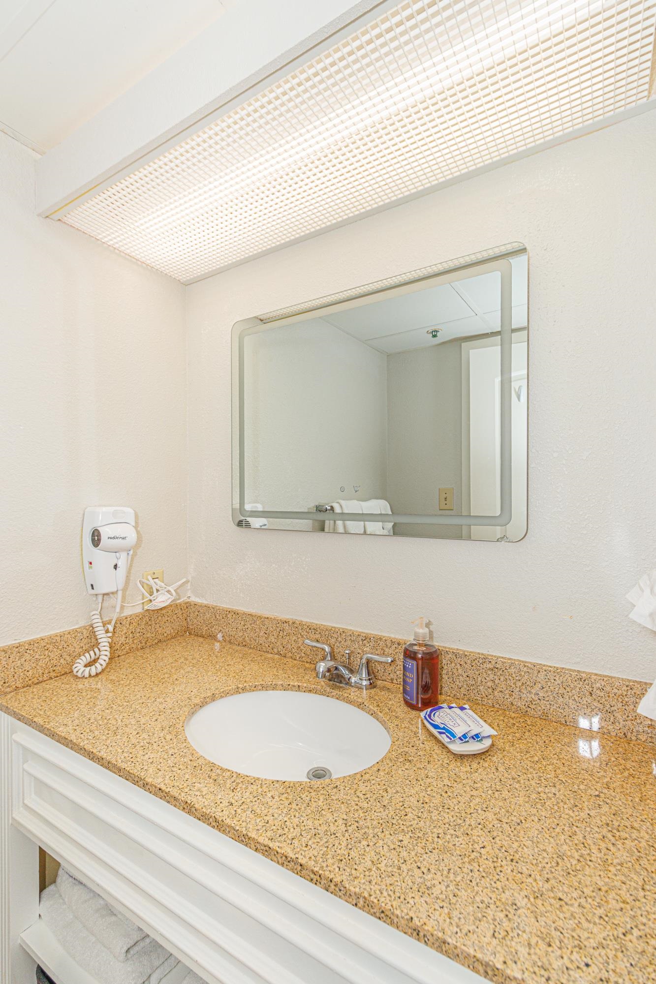 6804 N Ocean Blvd. Property Photo 37