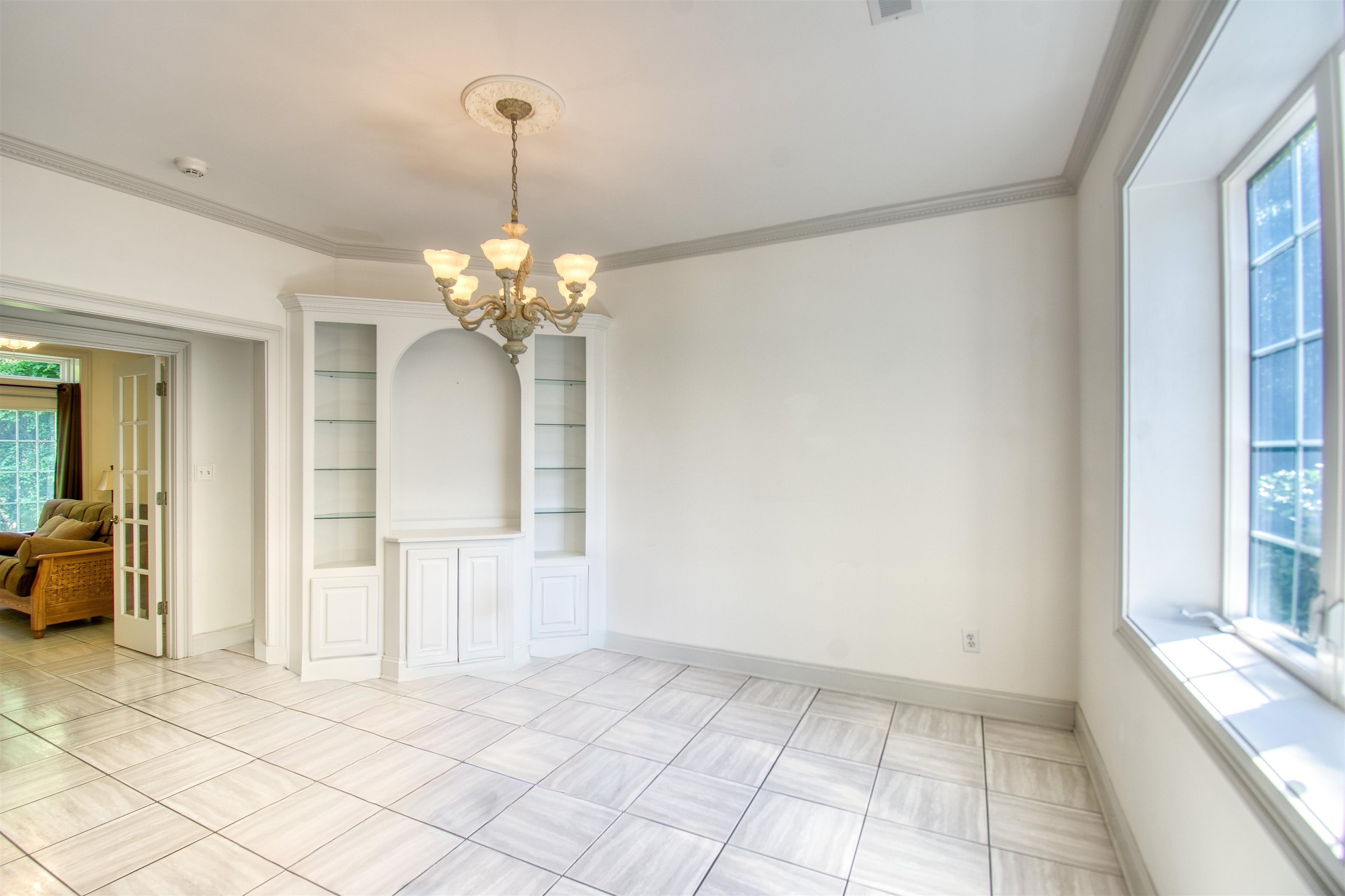 256 Long Ridge Dr. Property Photo 8