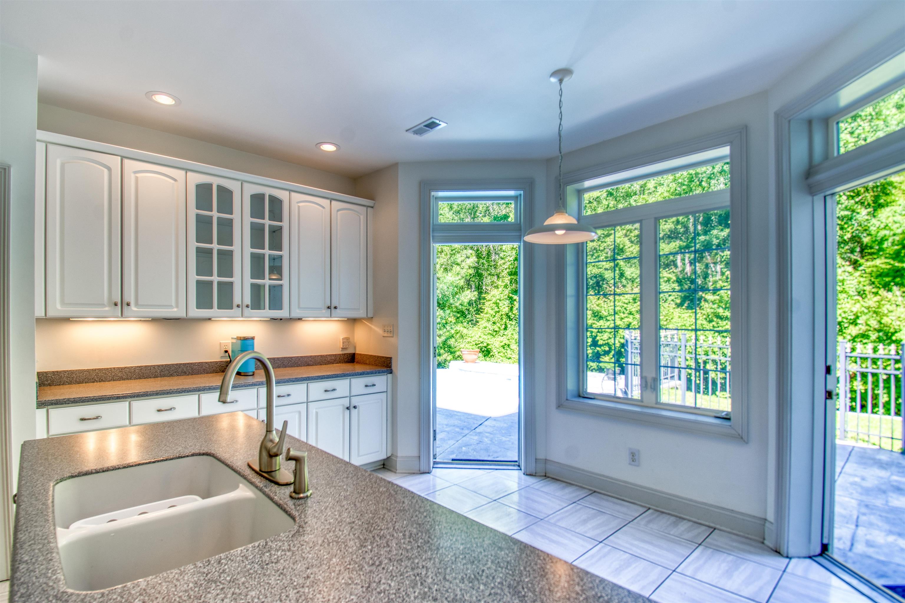 256 Long Ridge Dr. Property Photo 14