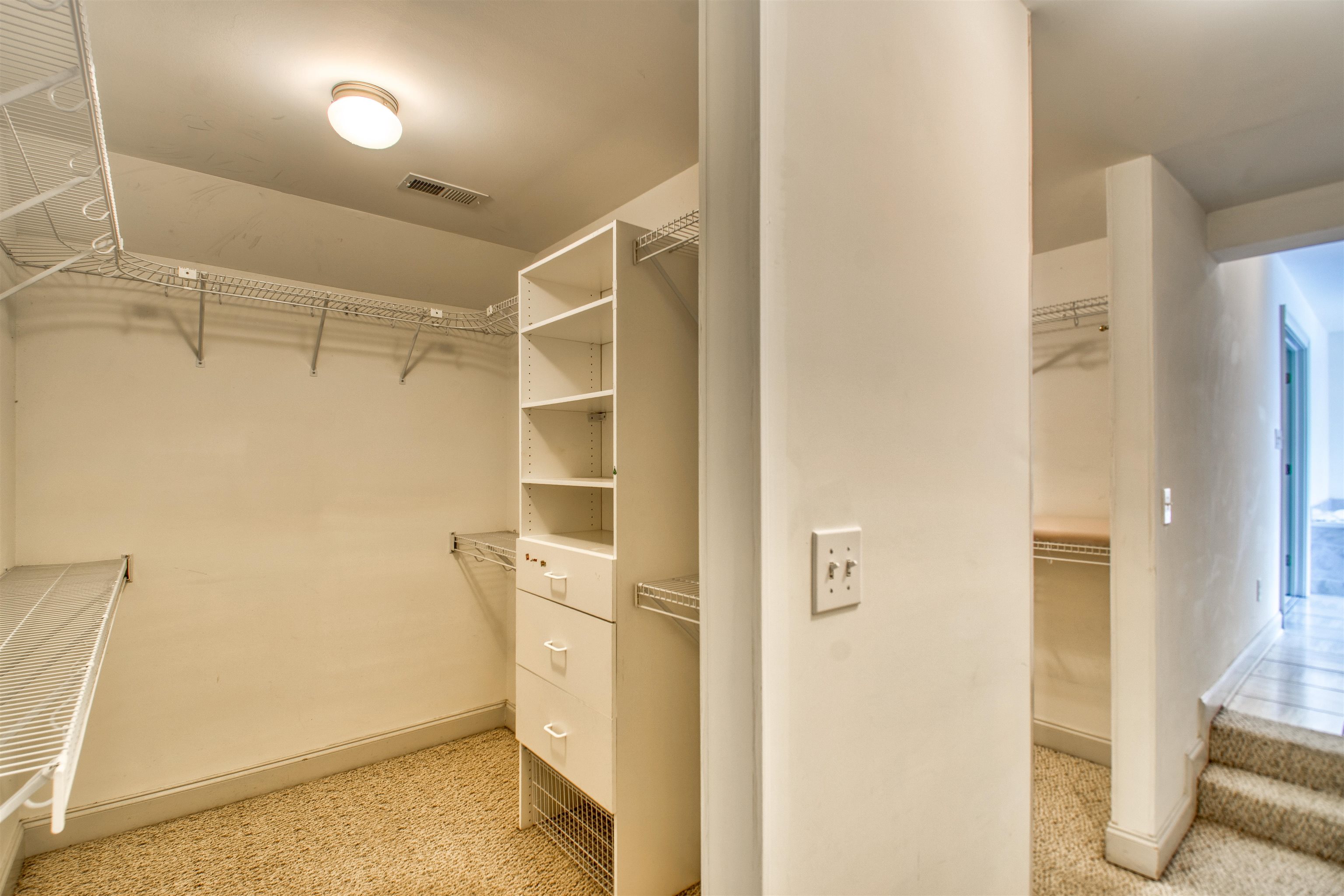 256 Long Ridge Dr. Property Photo 18