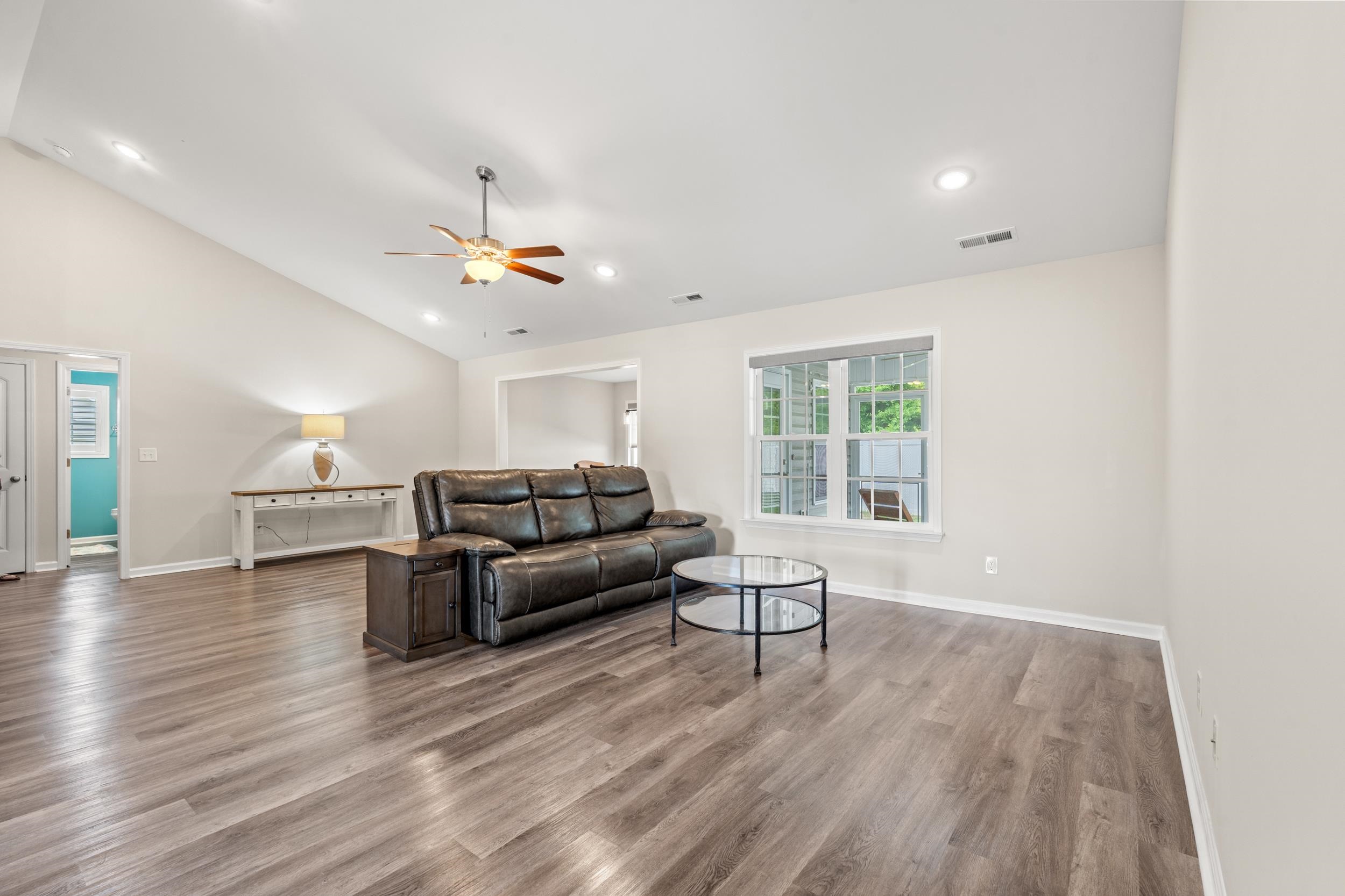 3324 Merganser Dr. Property Photo 4