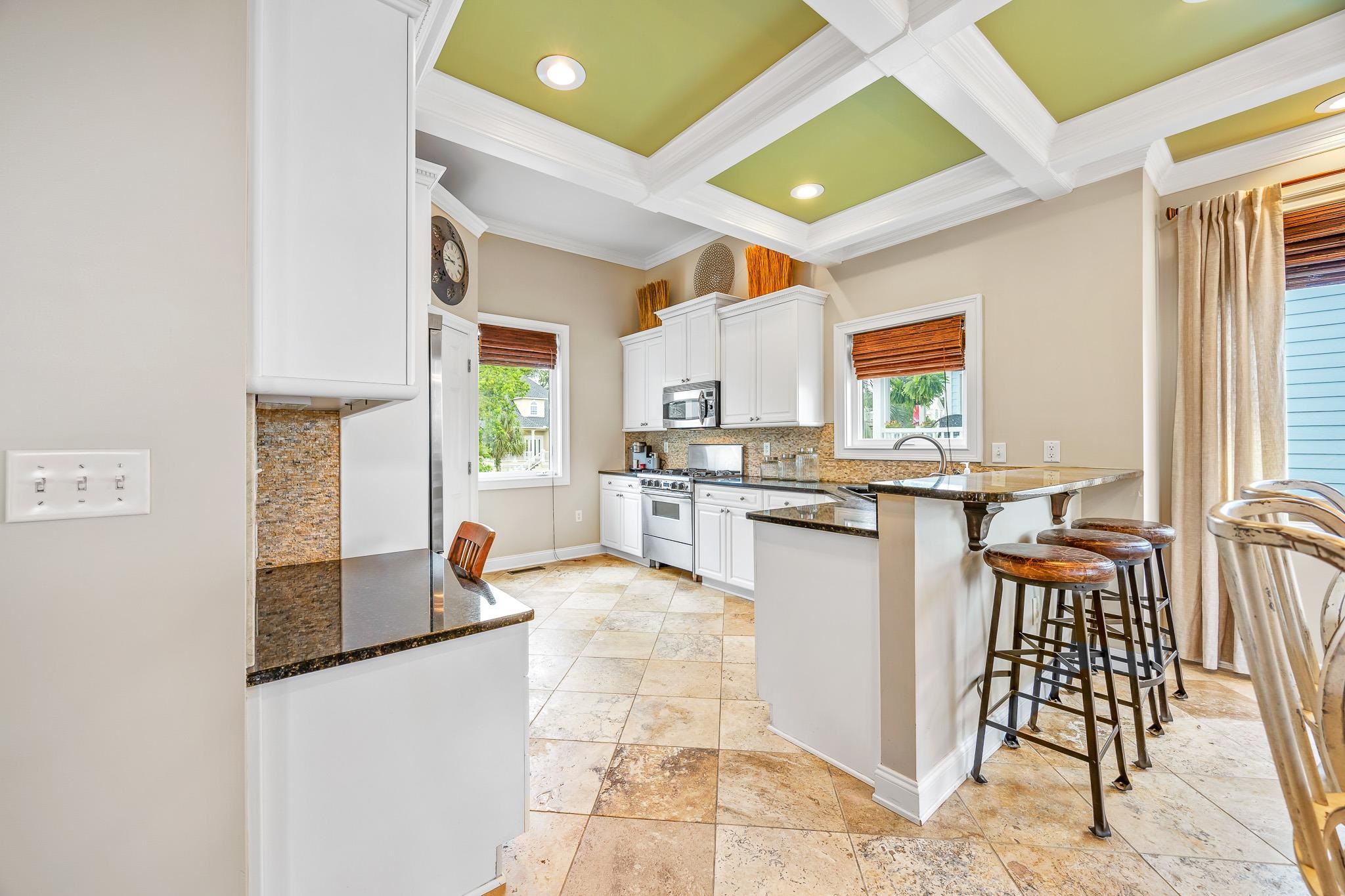 1011 Clubhouse Dr. Property Photo 11