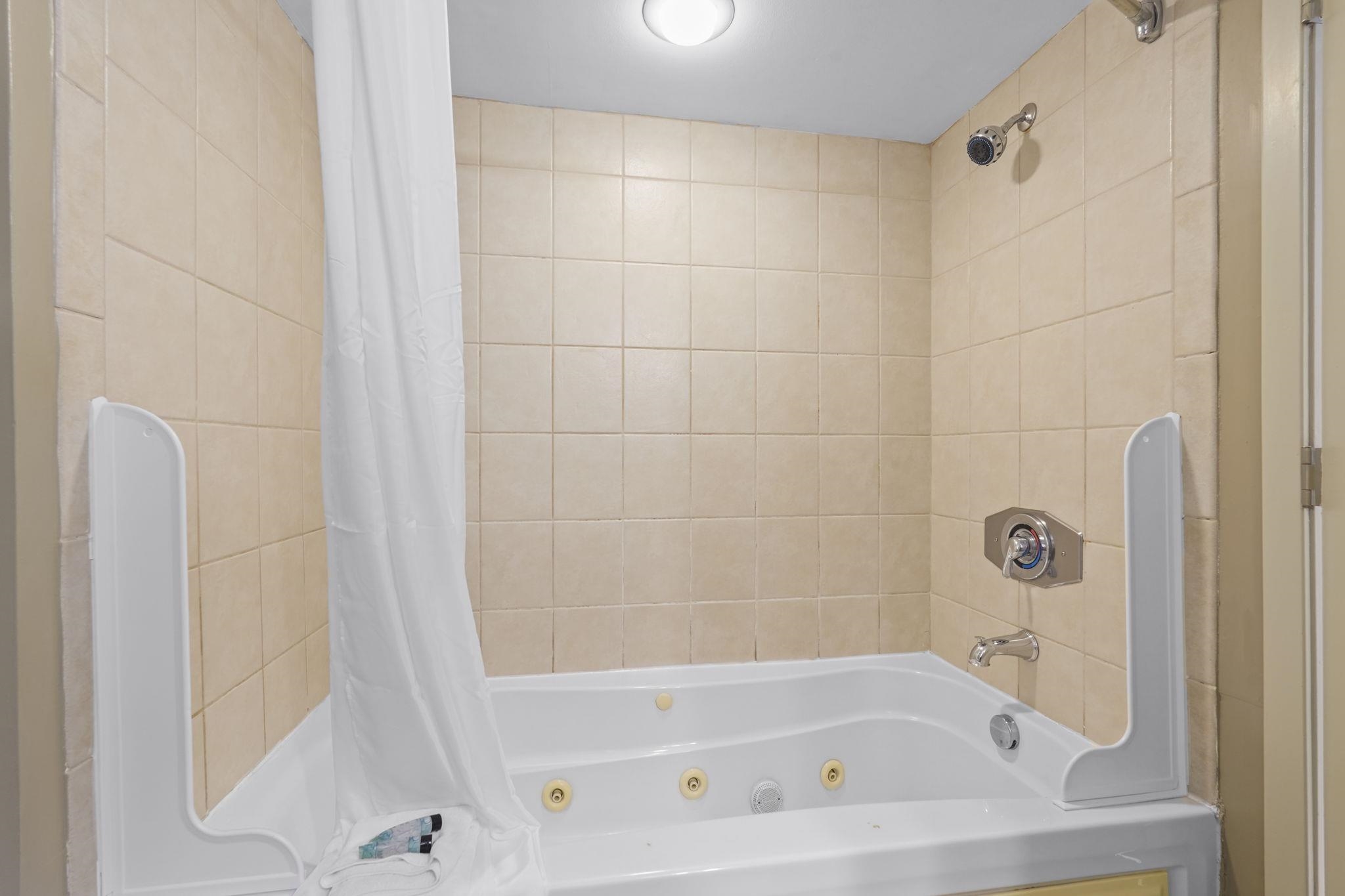 107 S Ocean Blvd. Property Photo 28