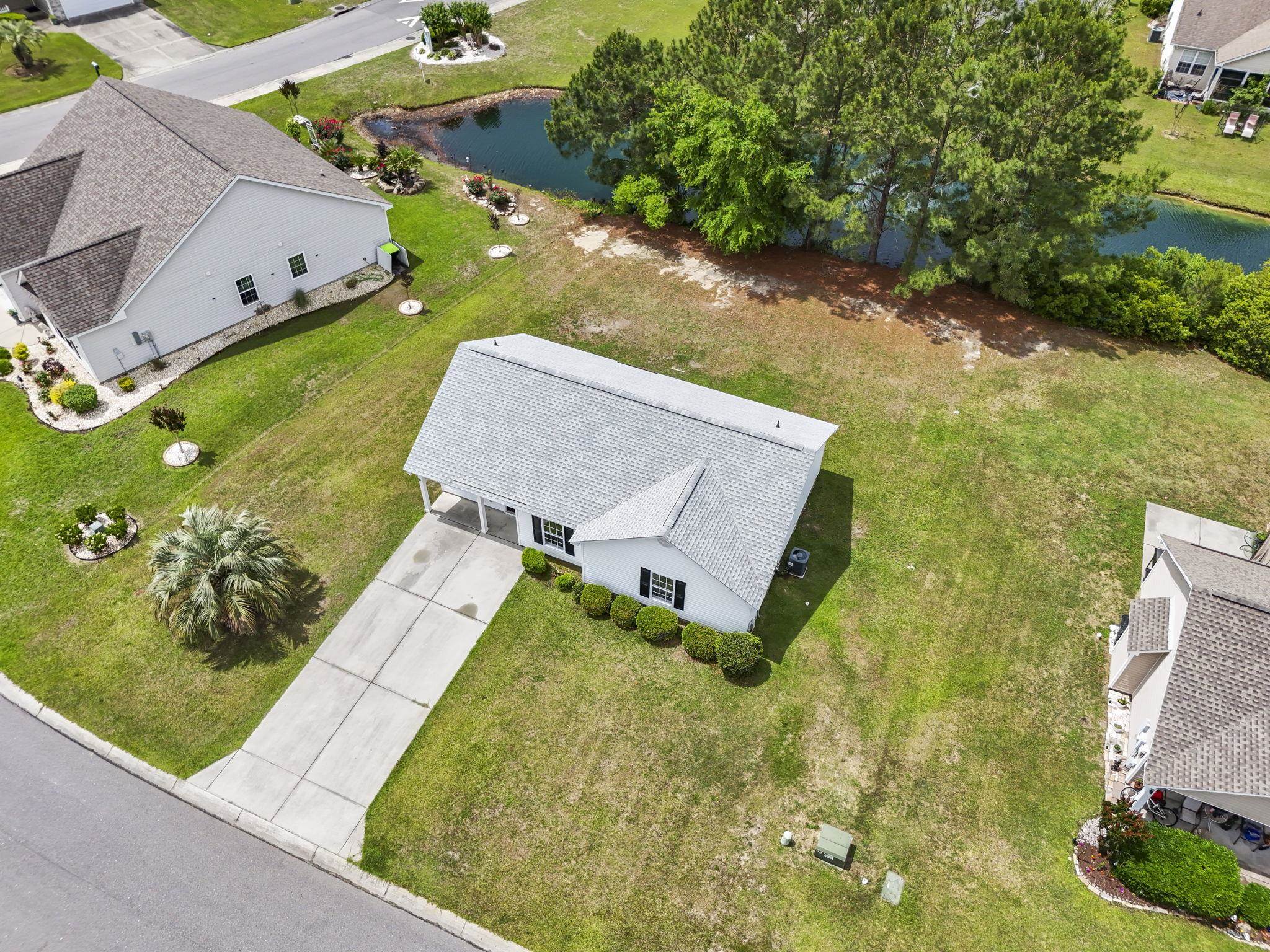 957 Bellflower Dr. Property Photo 6
