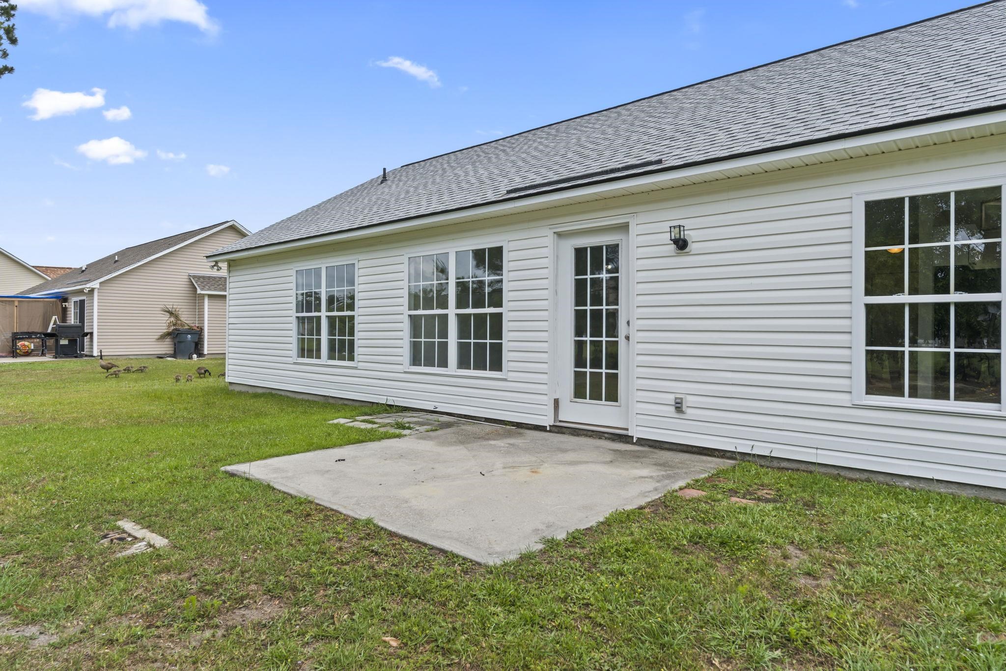957 Bellflower Dr. Property Photo 34