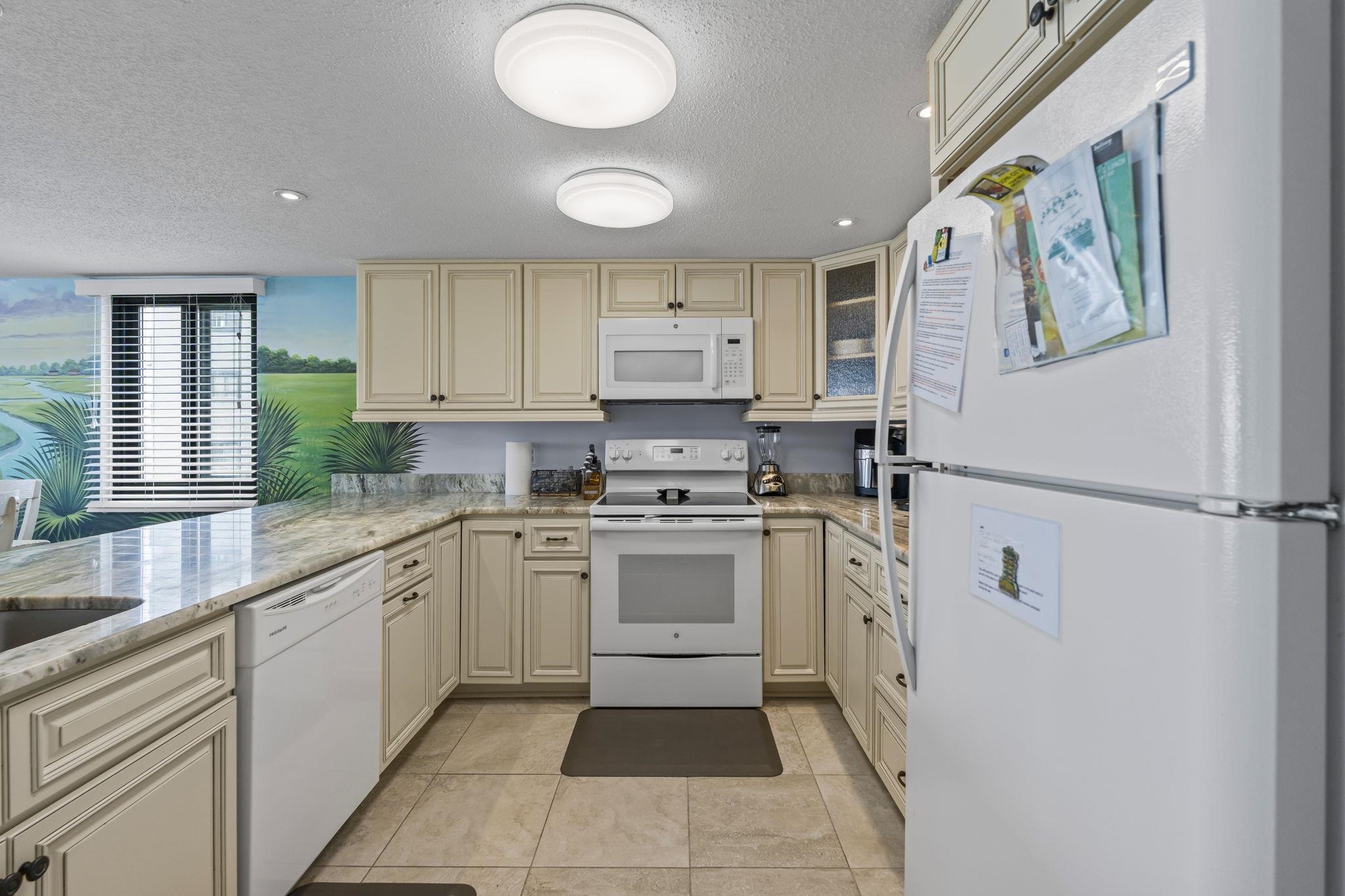 1108 N Waccamaw Dr. Property Photo 11