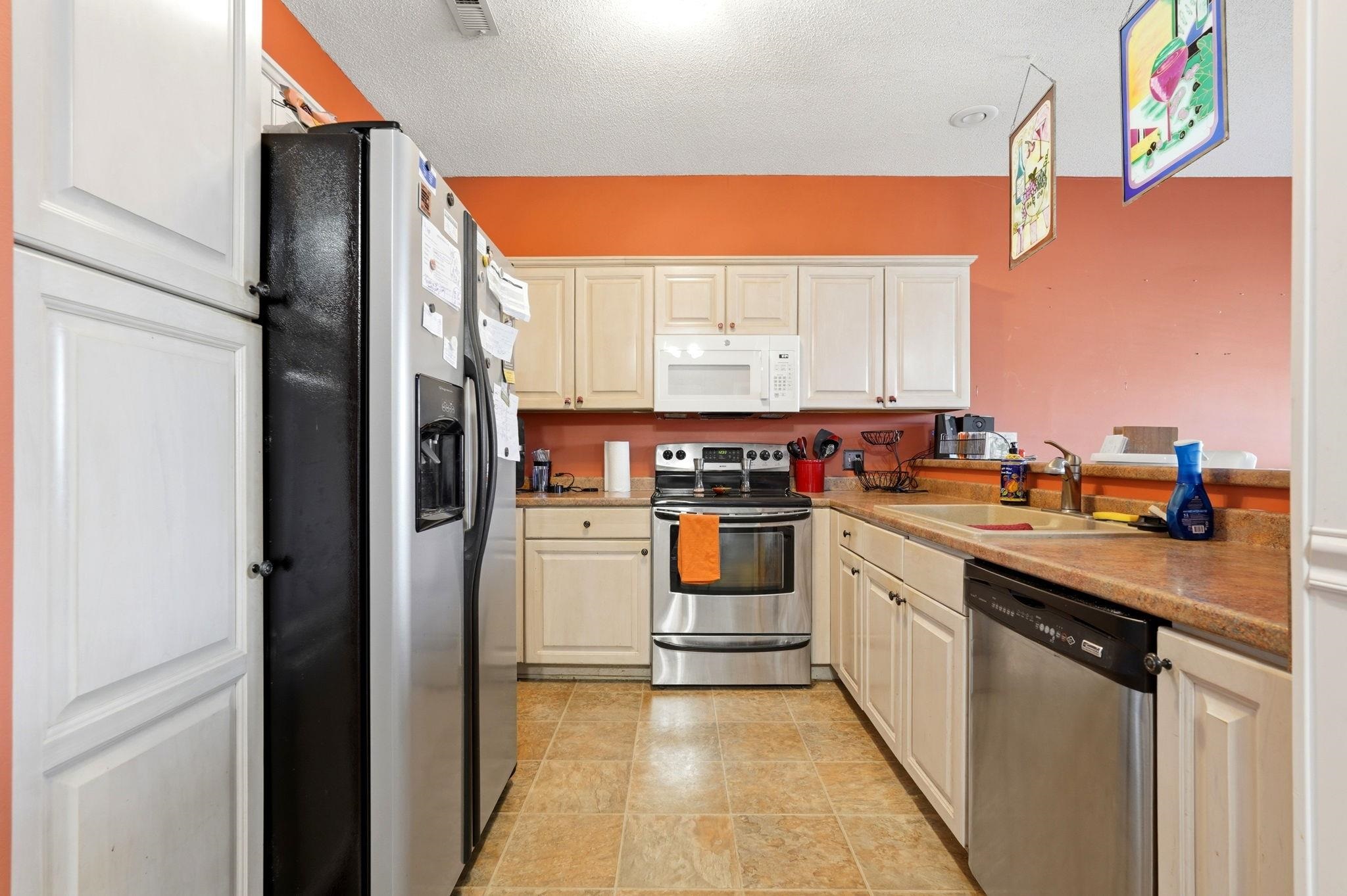 3208 Sweetwater Blvd. Property Photo 14