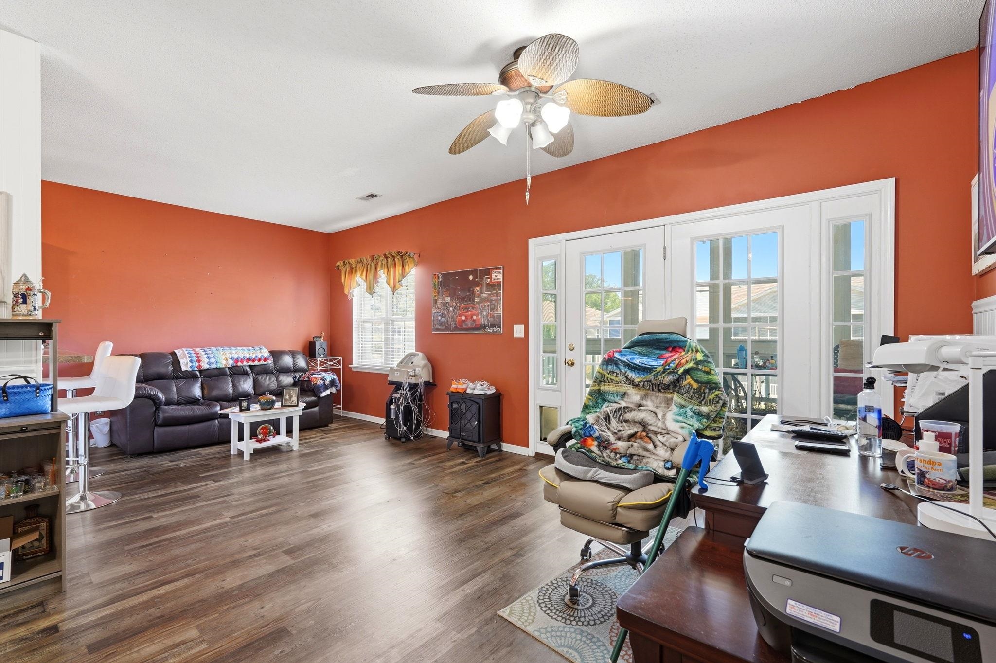 3208 Sweetwater Blvd. Property Photo 16
