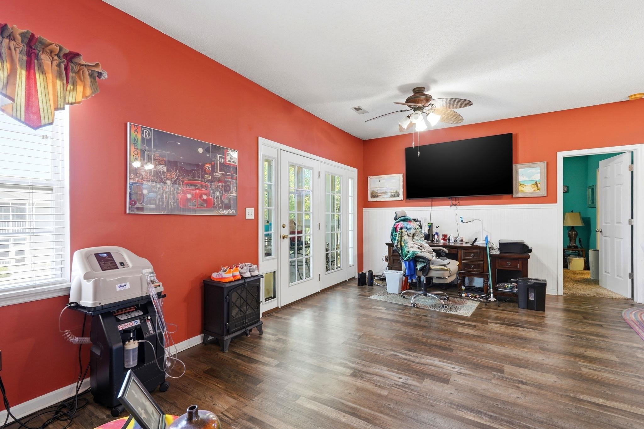 3208 Sweetwater Blvd. Property Photo 18