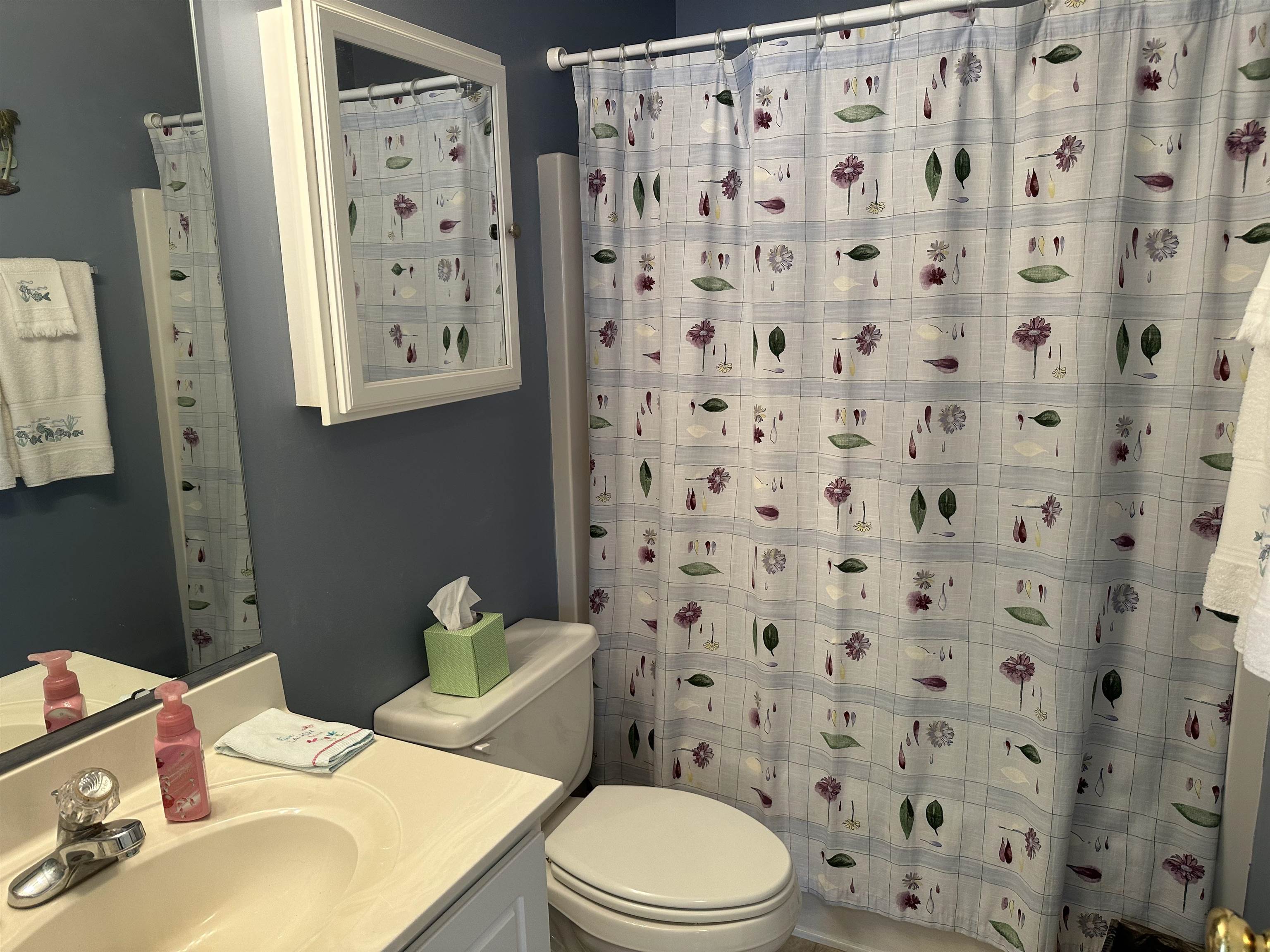 100 Barclay Dr. Property Photo 15