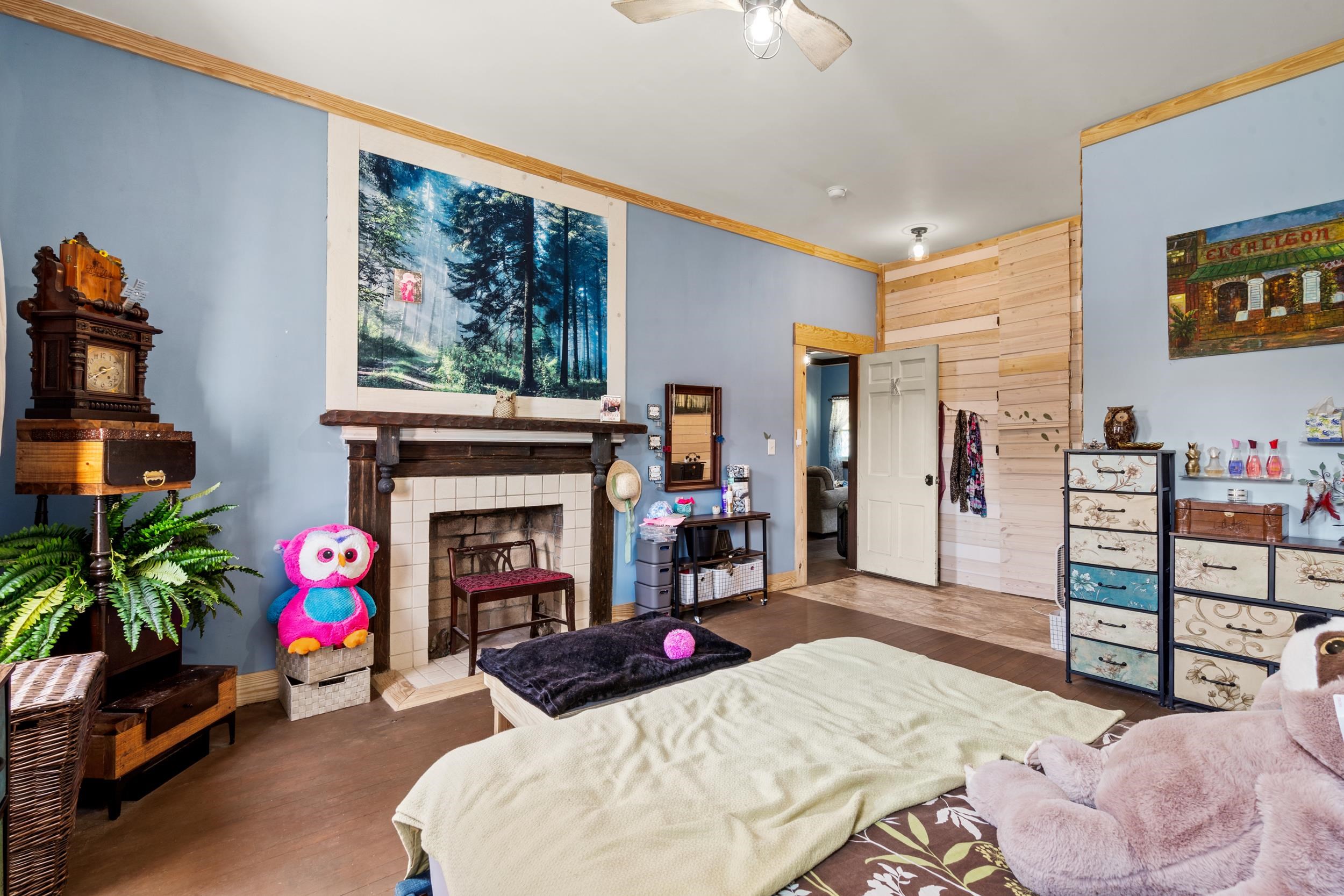 209 S Walnut St. Property Photo 12