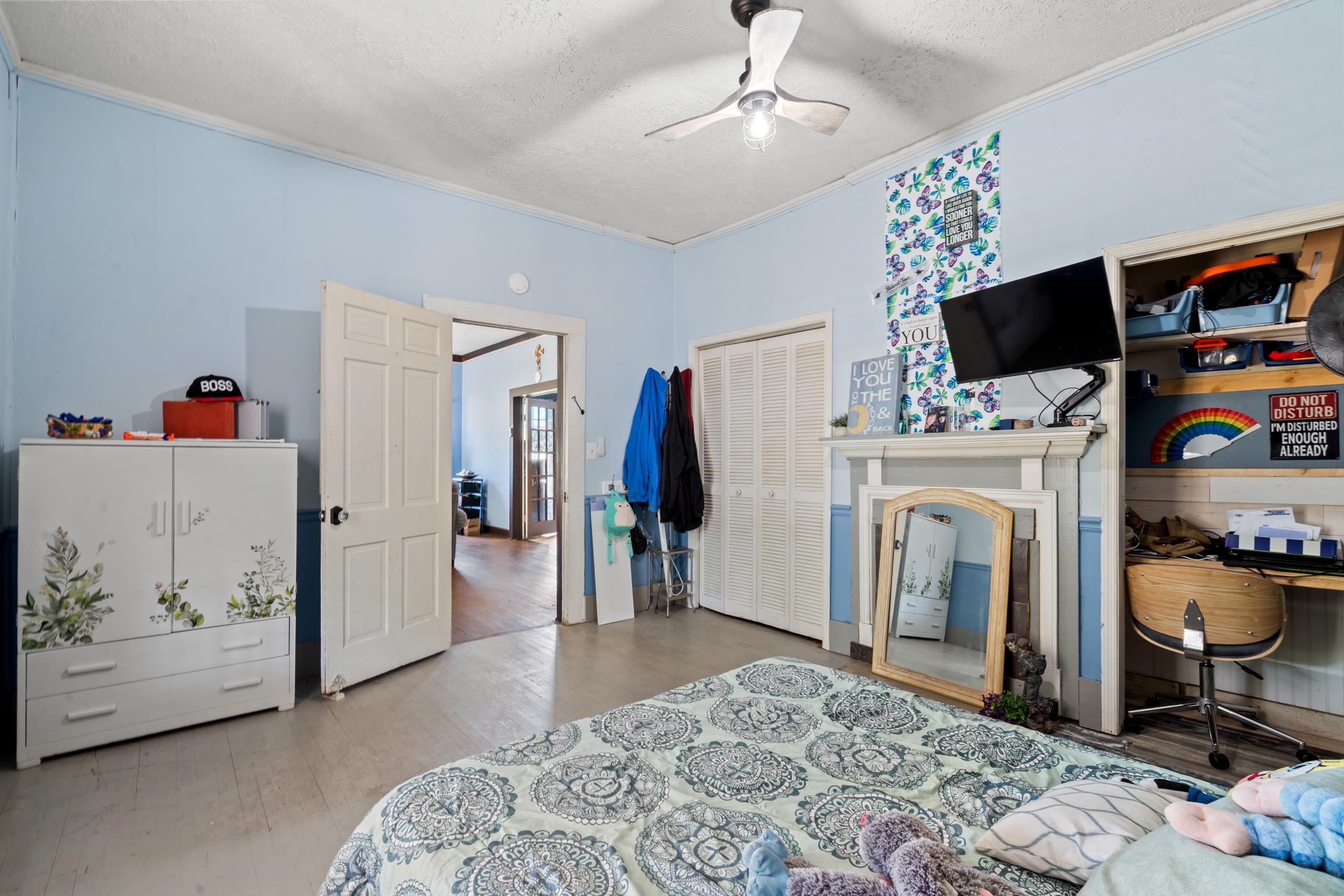 209 S Walnut St. Property Photo 17