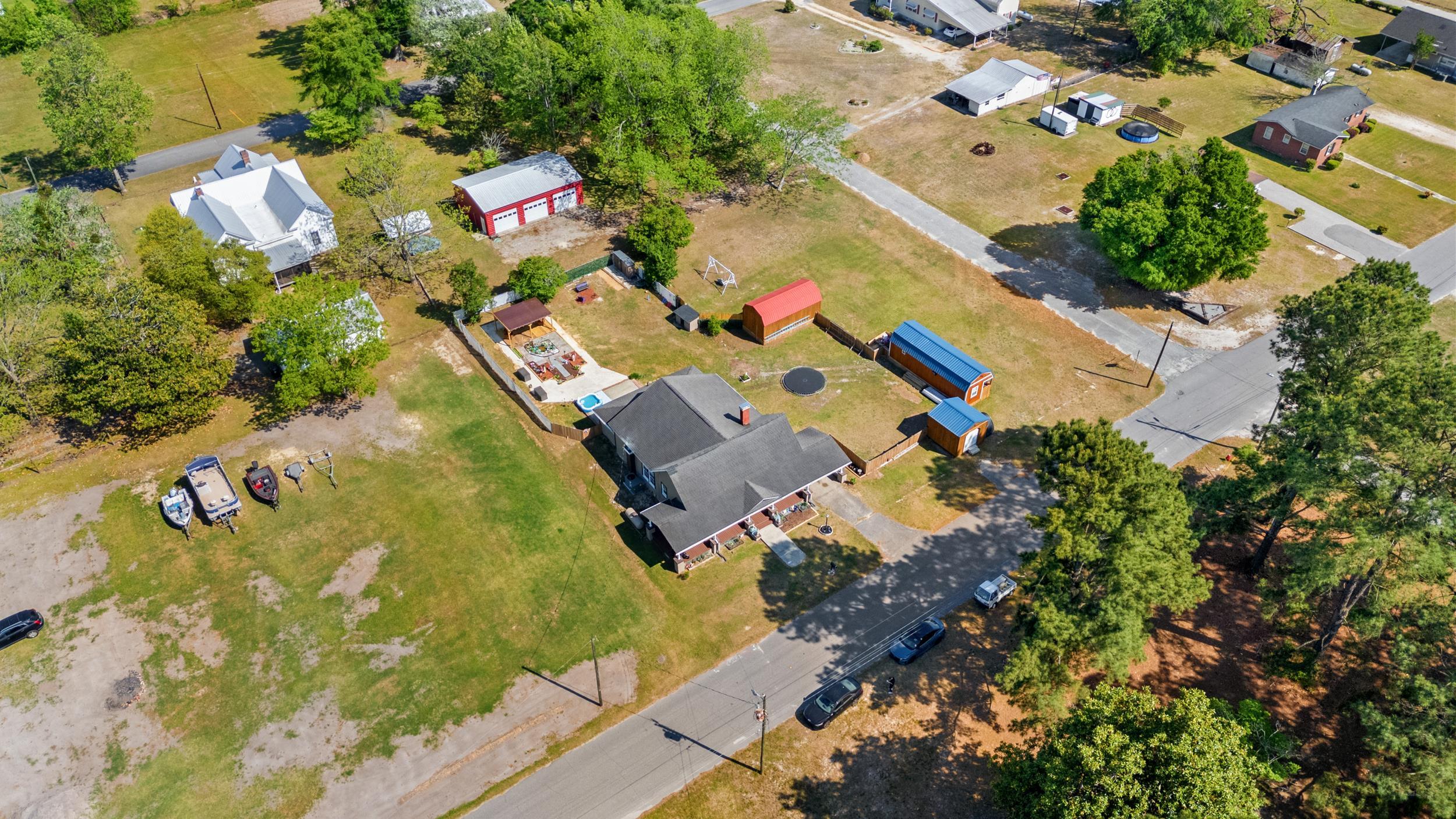 209 S Walnut St. Property Photo 38