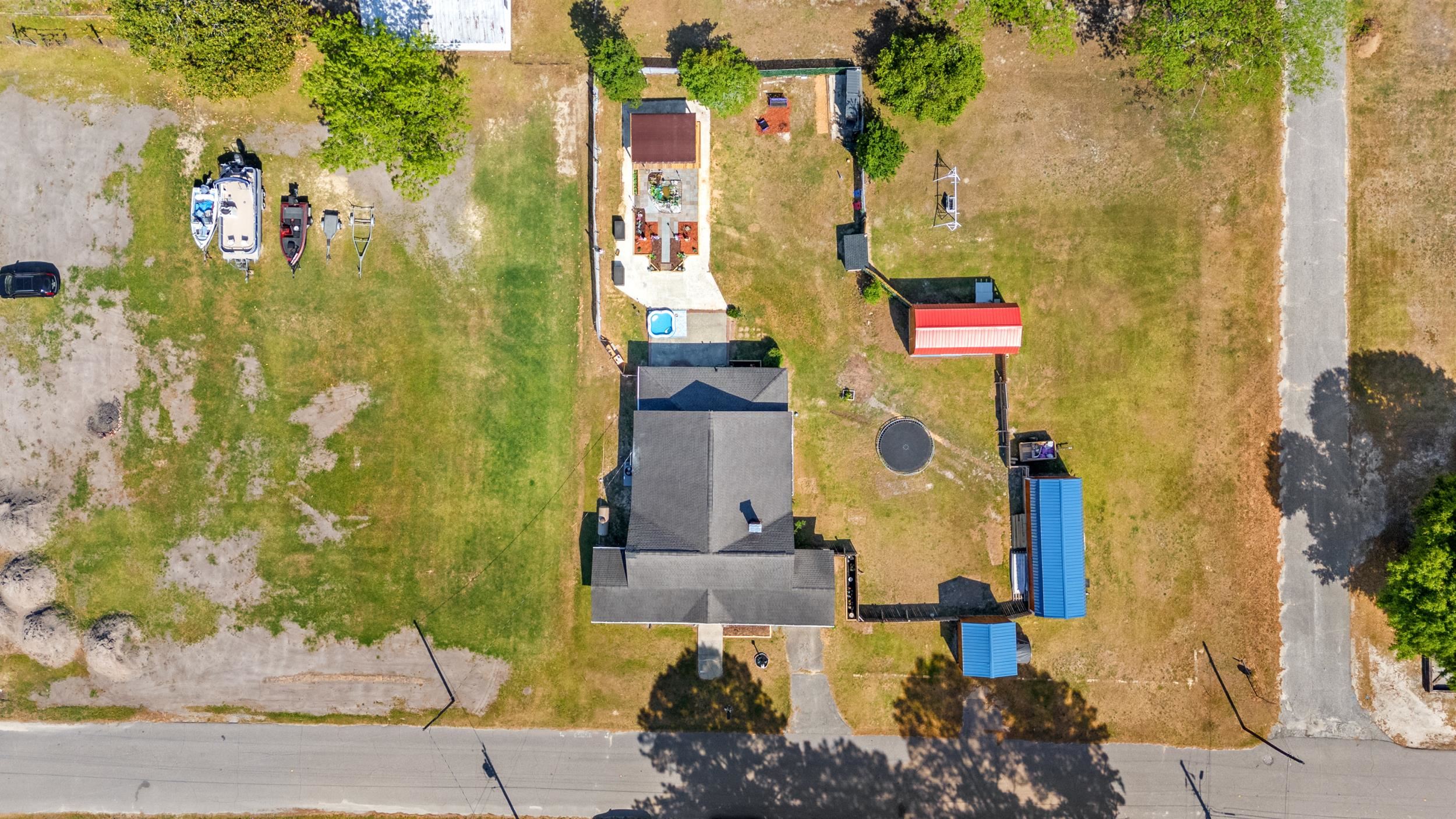 209 S Walnut St. Property Photo 40