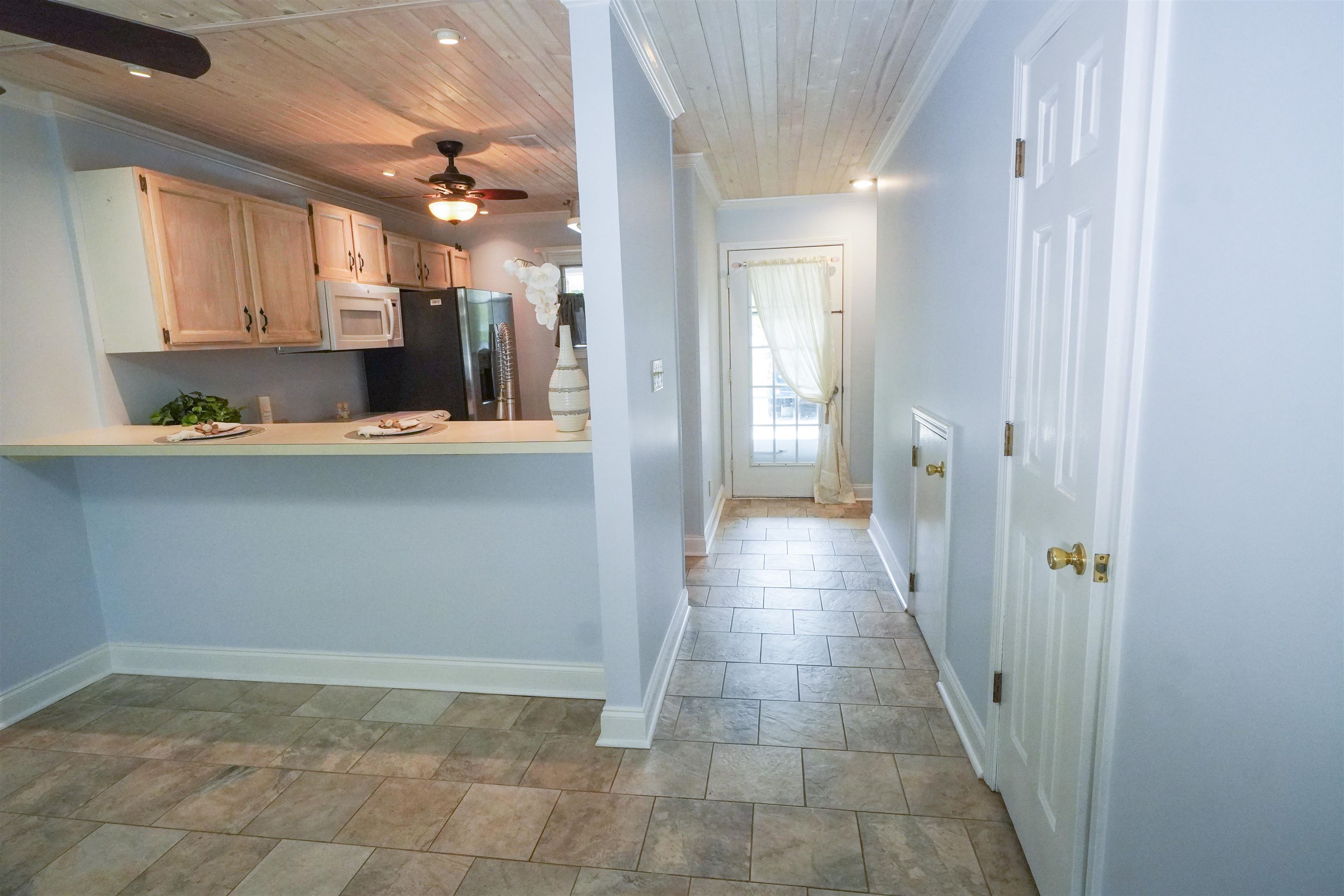 1851 Fairway Ridge Dr. Property Photo 5
