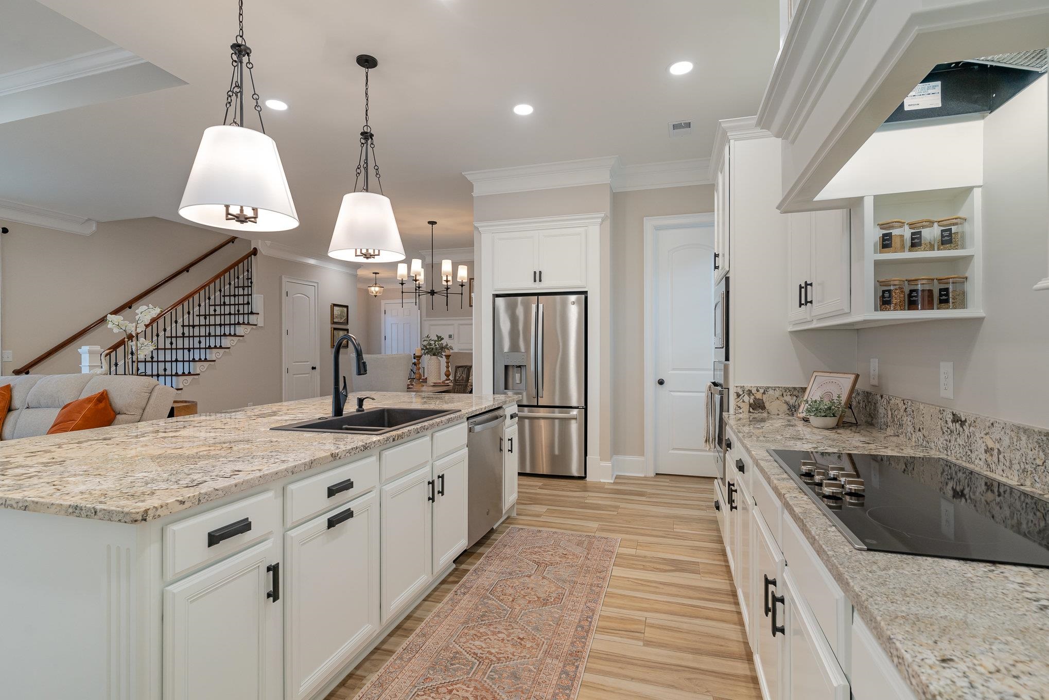 752 Crystal Water Way Property Photo 15