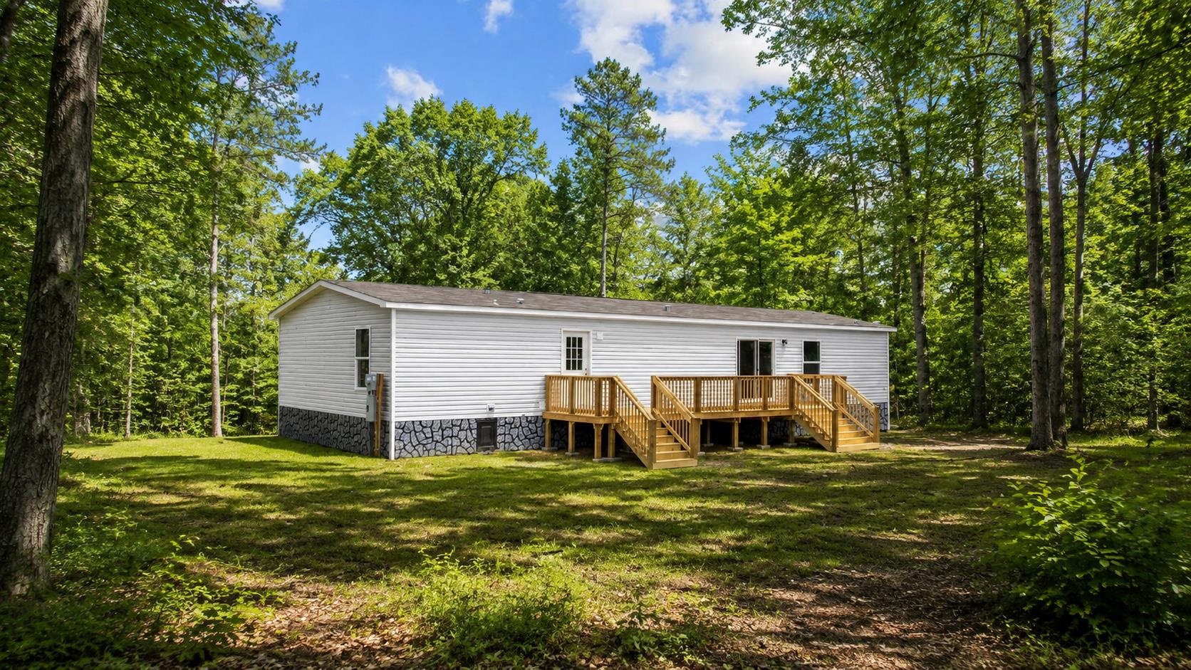 5538 Daffodil Dr. Property Photo 2