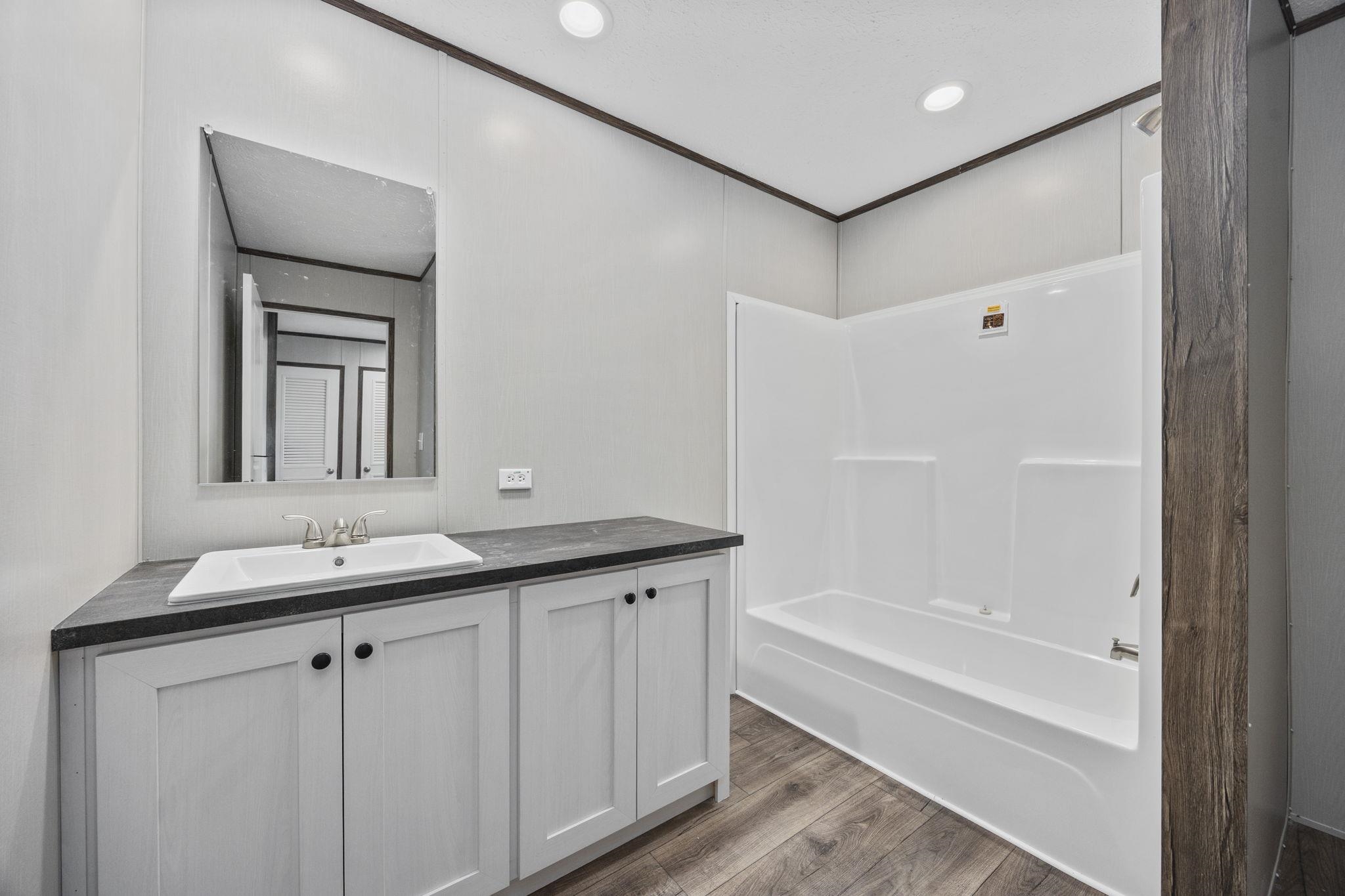 5538 Daffodil Dr. Property Photo 23