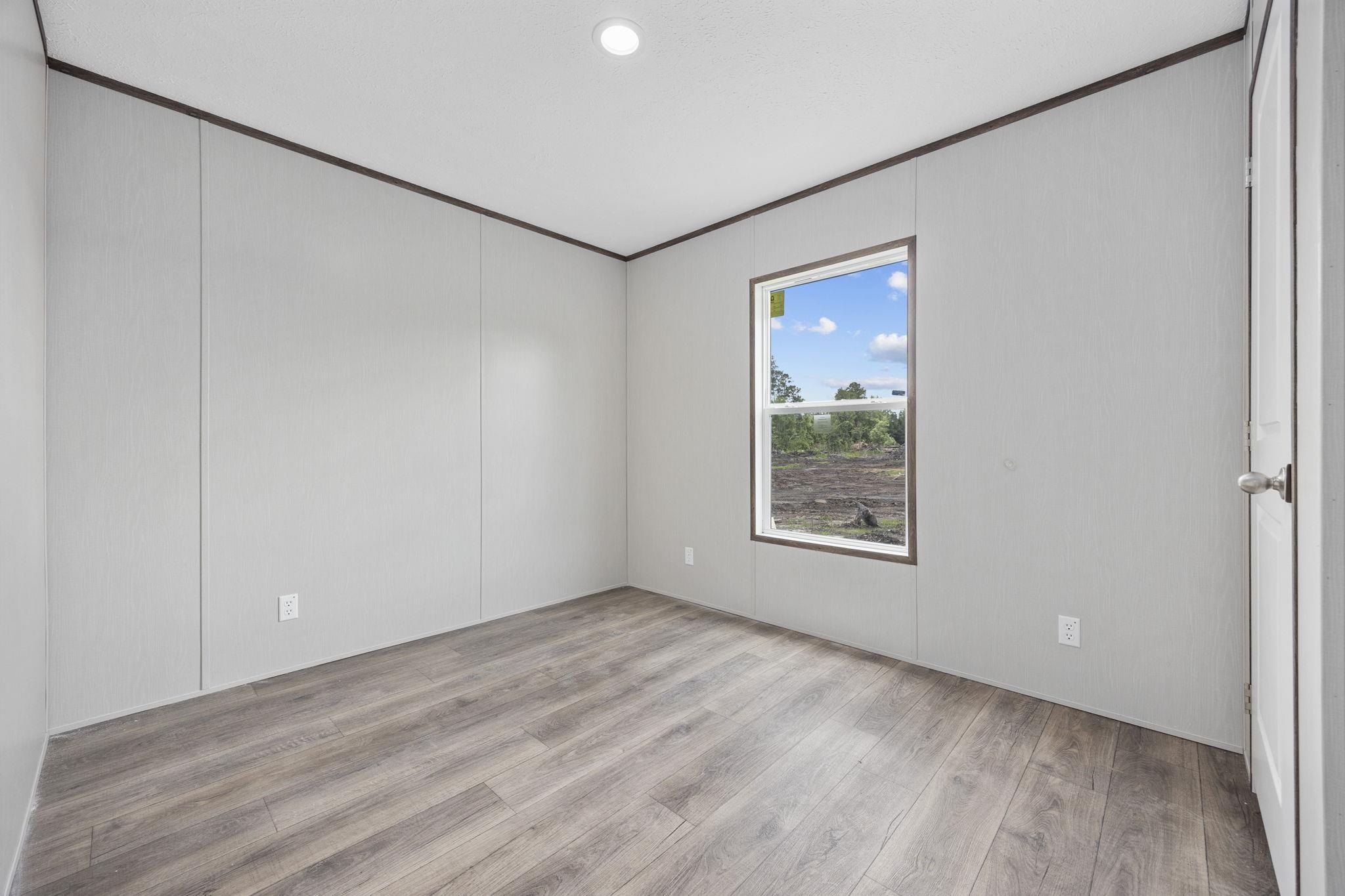 5538 Daffodil Dr. Property Photo 27