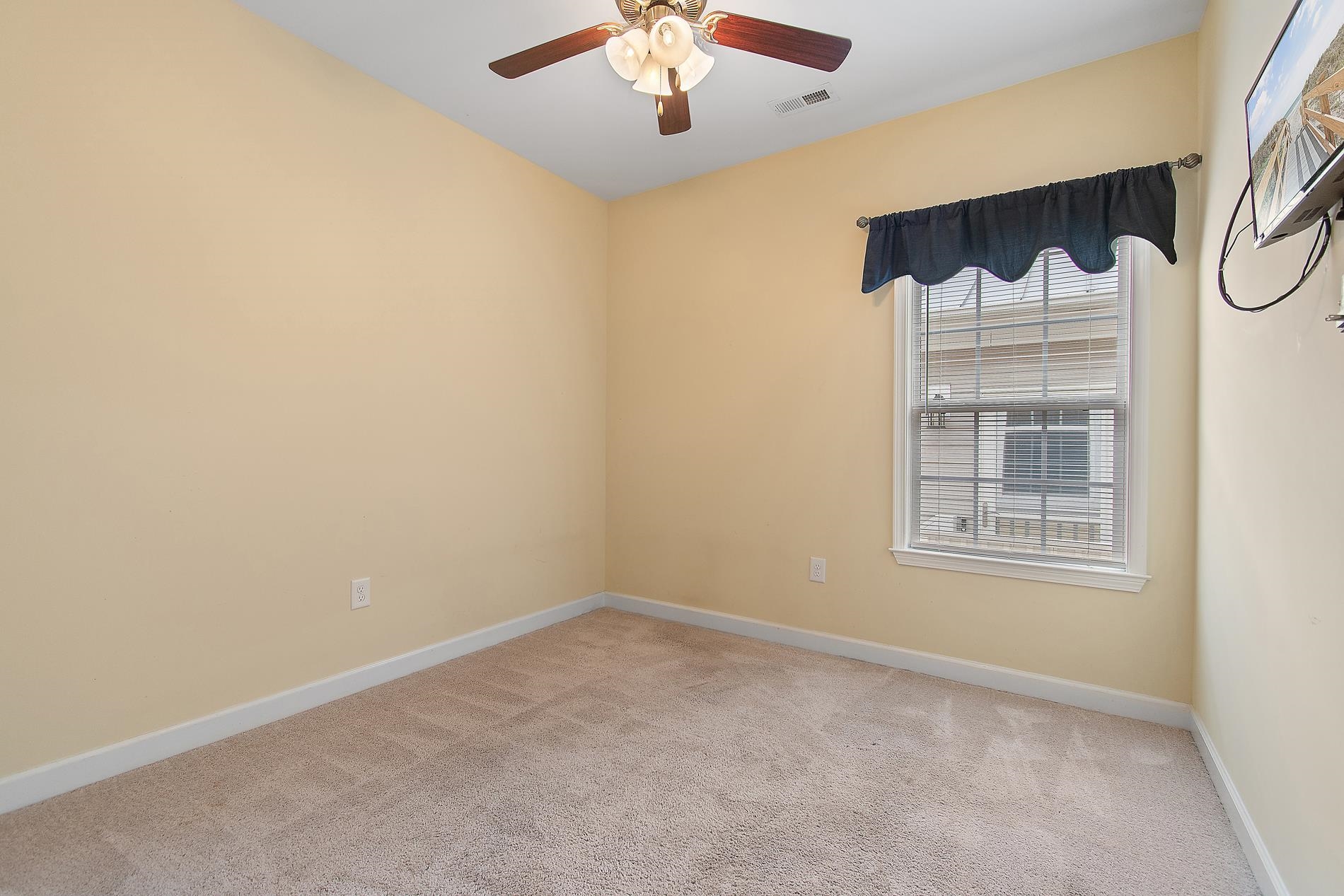 4335 Grande Harbour Blvd. Property Photo 11