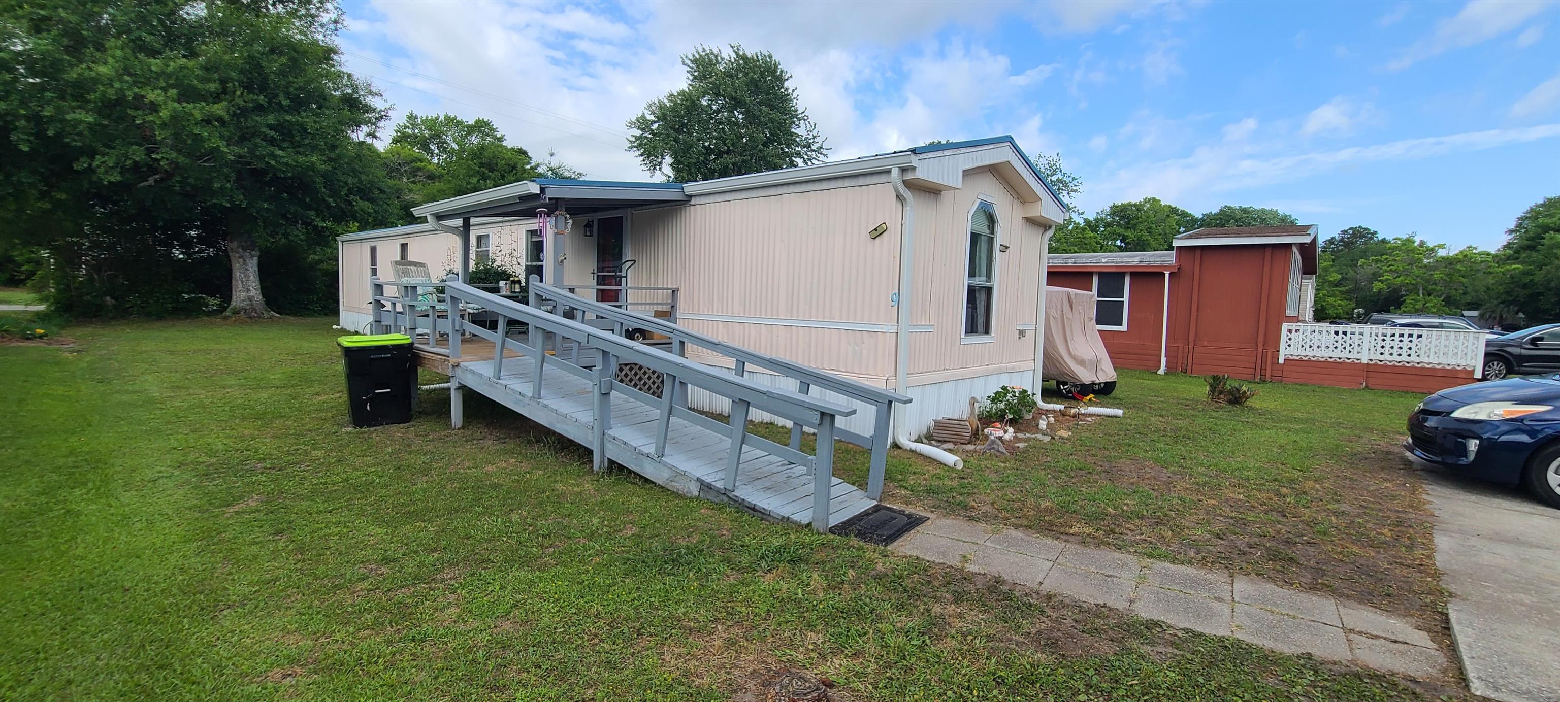 9 Crooked Island Circle Property Photo 1