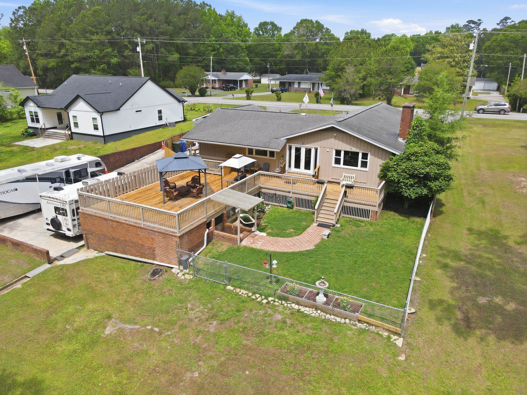 622 Highway 905 Property Photo 35