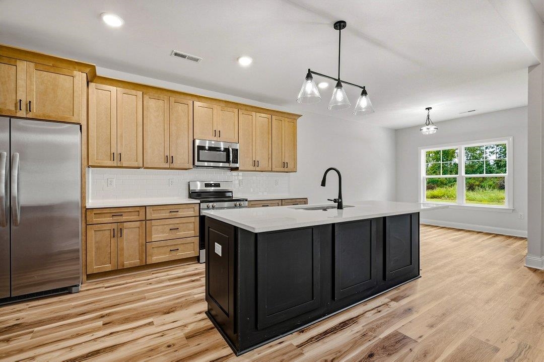 423 St. John Rd. Property Photo 8