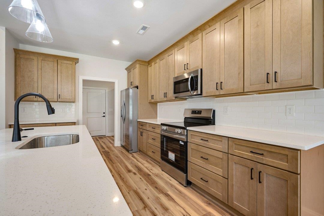 423 St. John Rd. Property Photo 10
