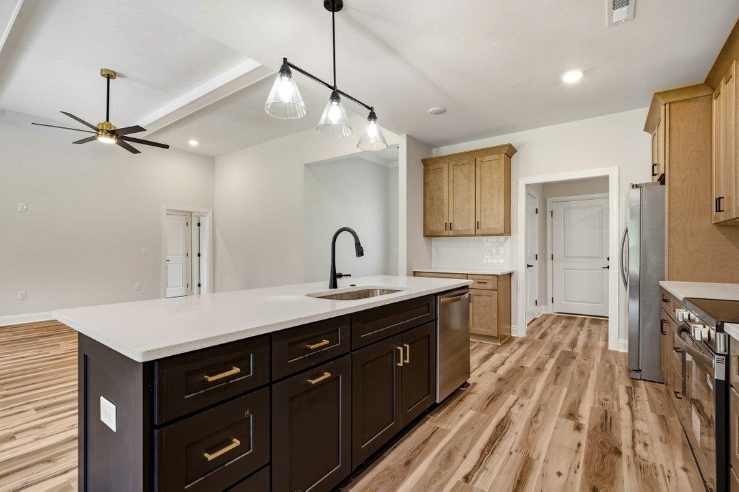 423 St. John Rd. Property Photo 11