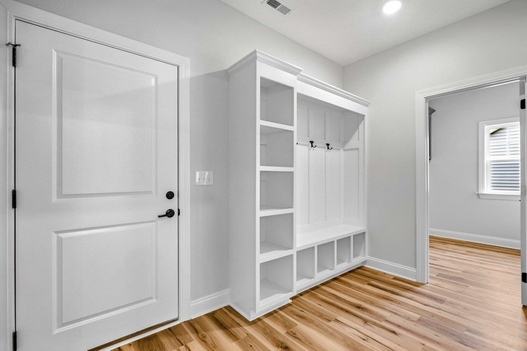 423 St. John Rd. Property Photo 16