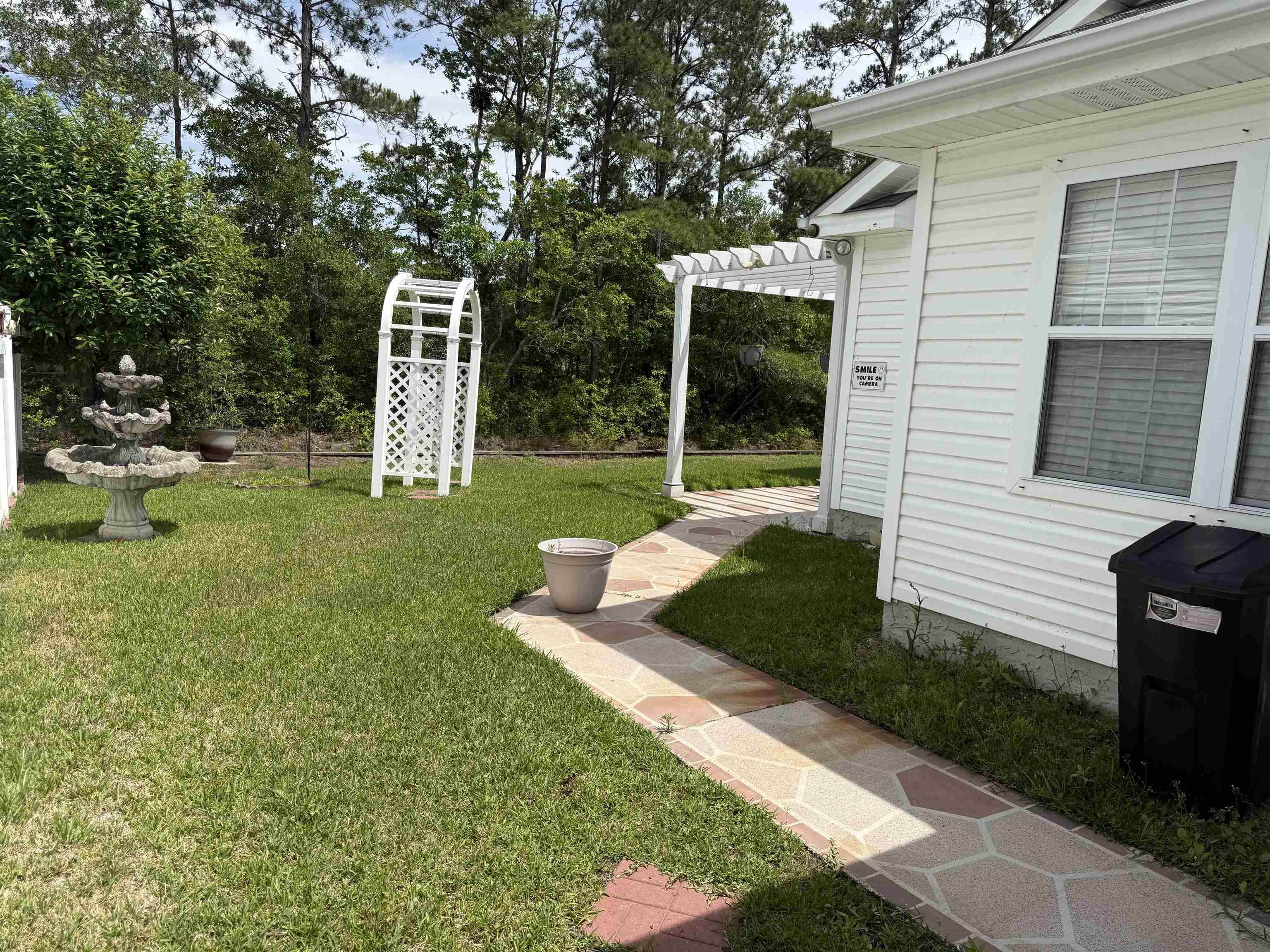 9573 Sullivan Dr. Property Photo 2