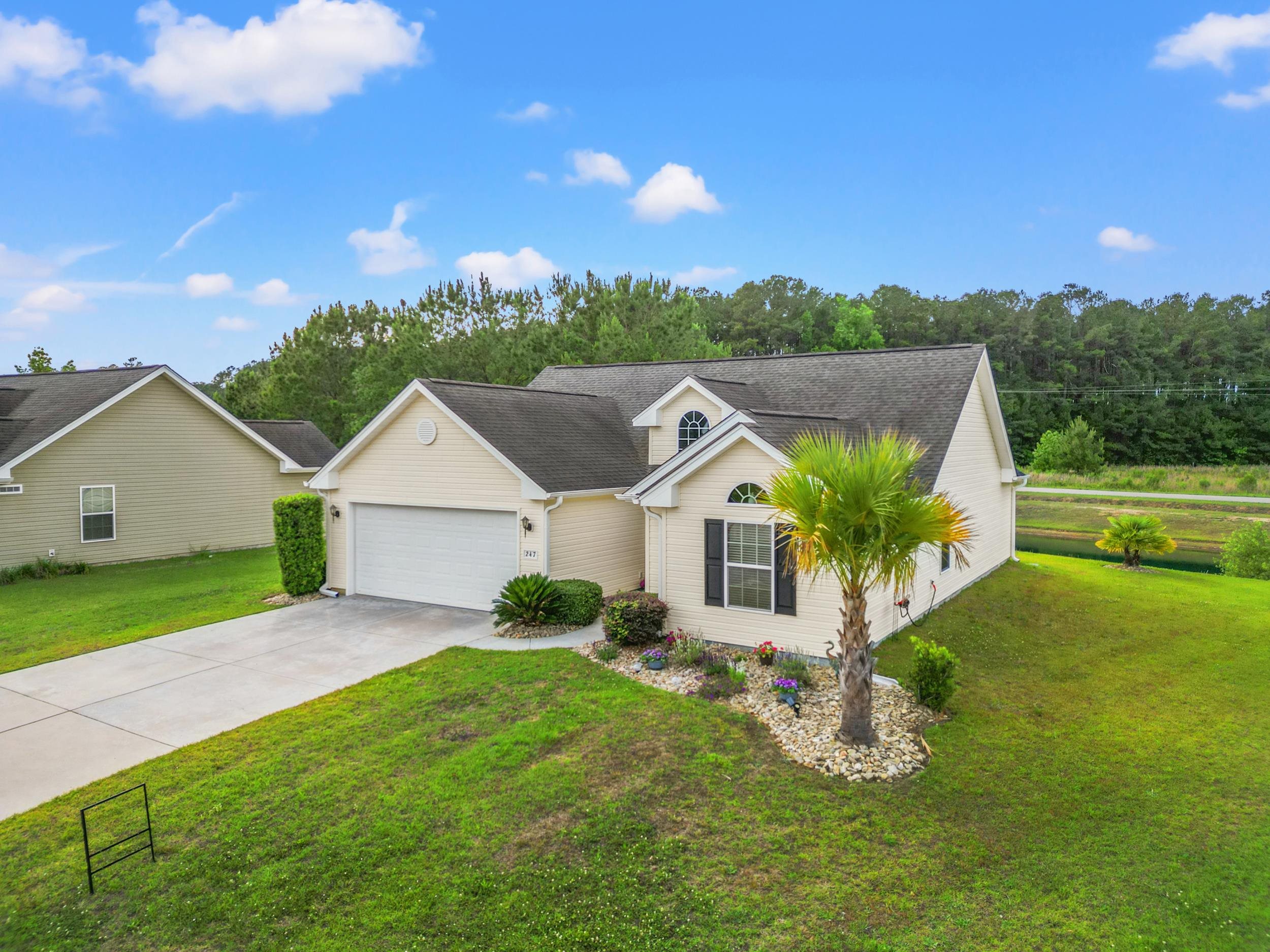 247 Hickory Springs Ct. Property Photo 4