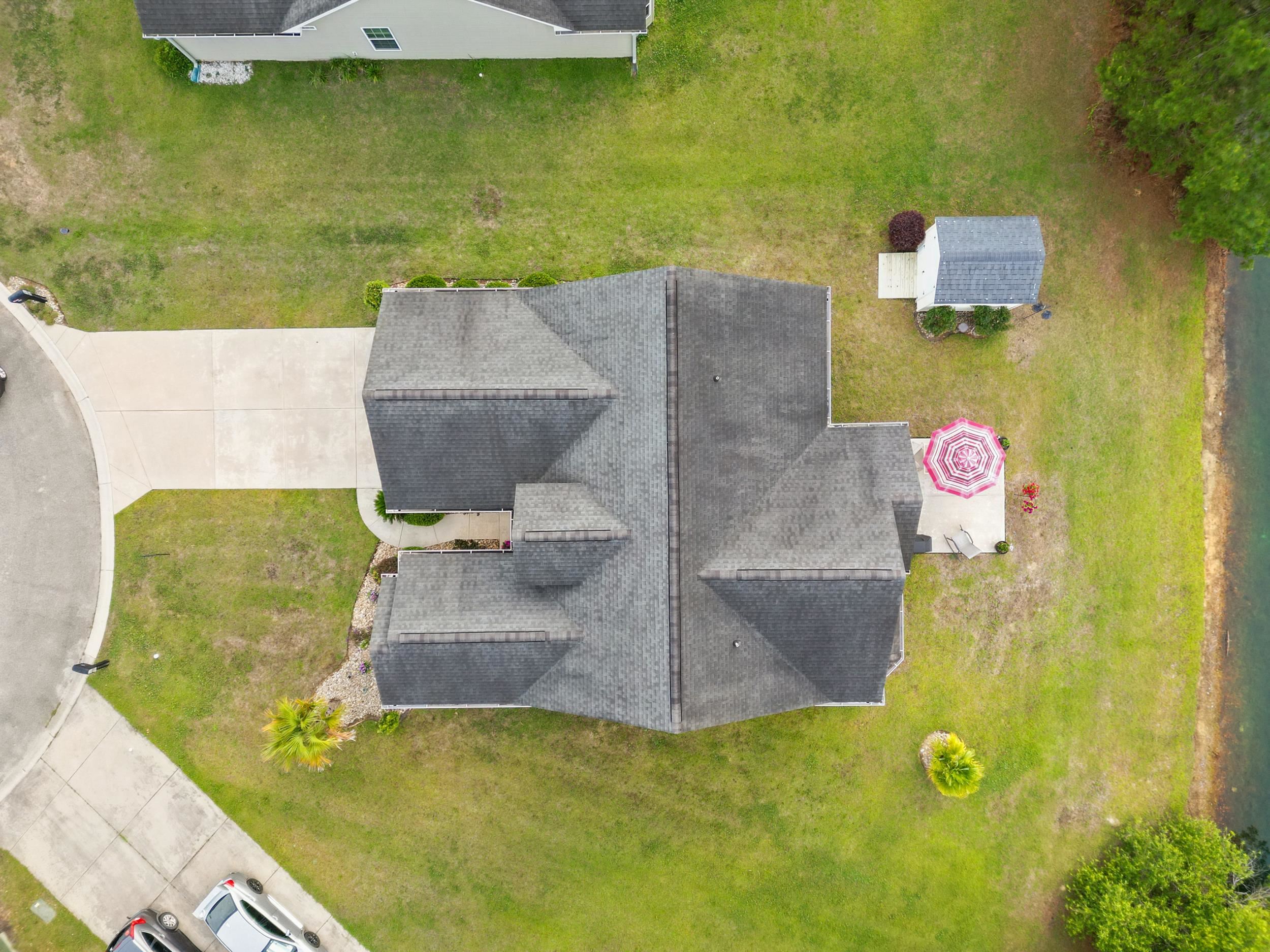 247 Hickory Springs Ct. Property Photo 8