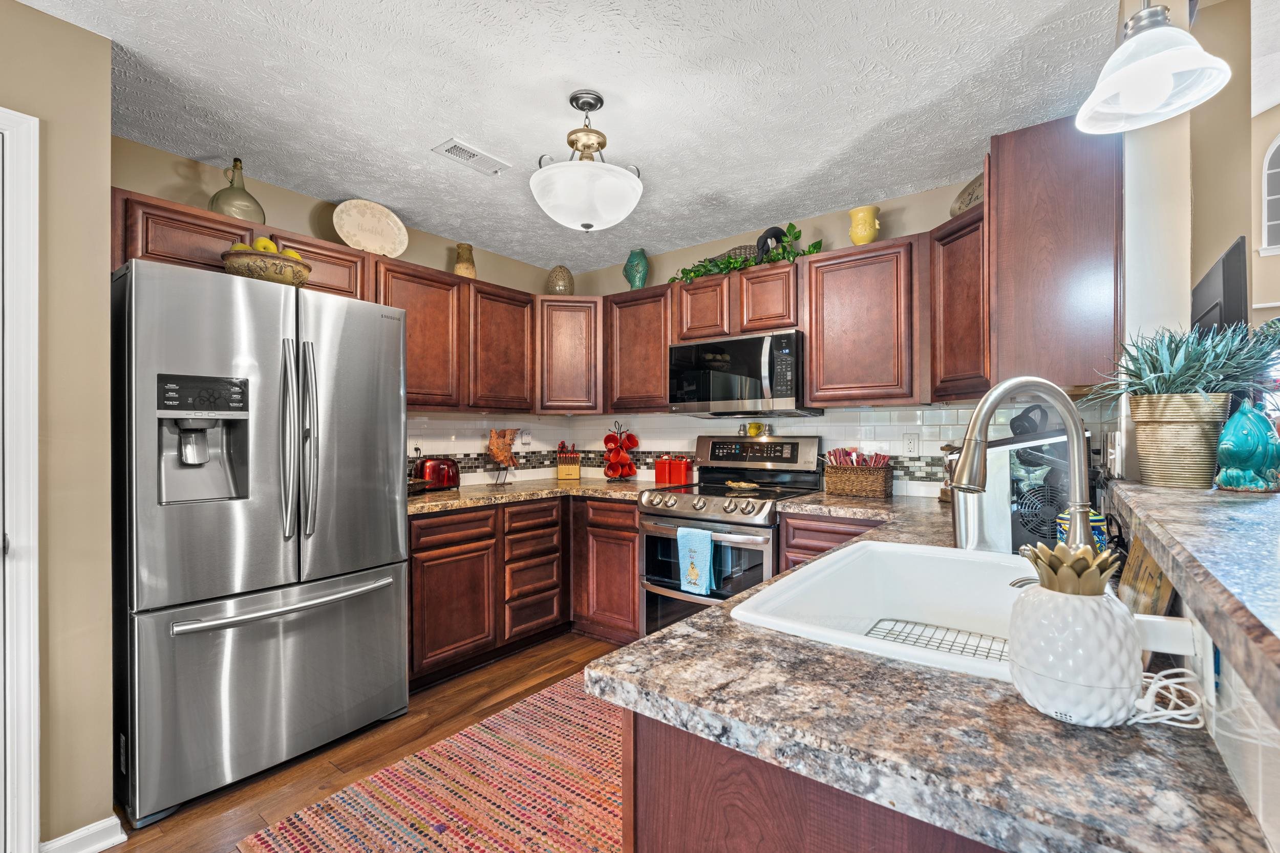 247 Hickory Springs Ct. Property Photo 15