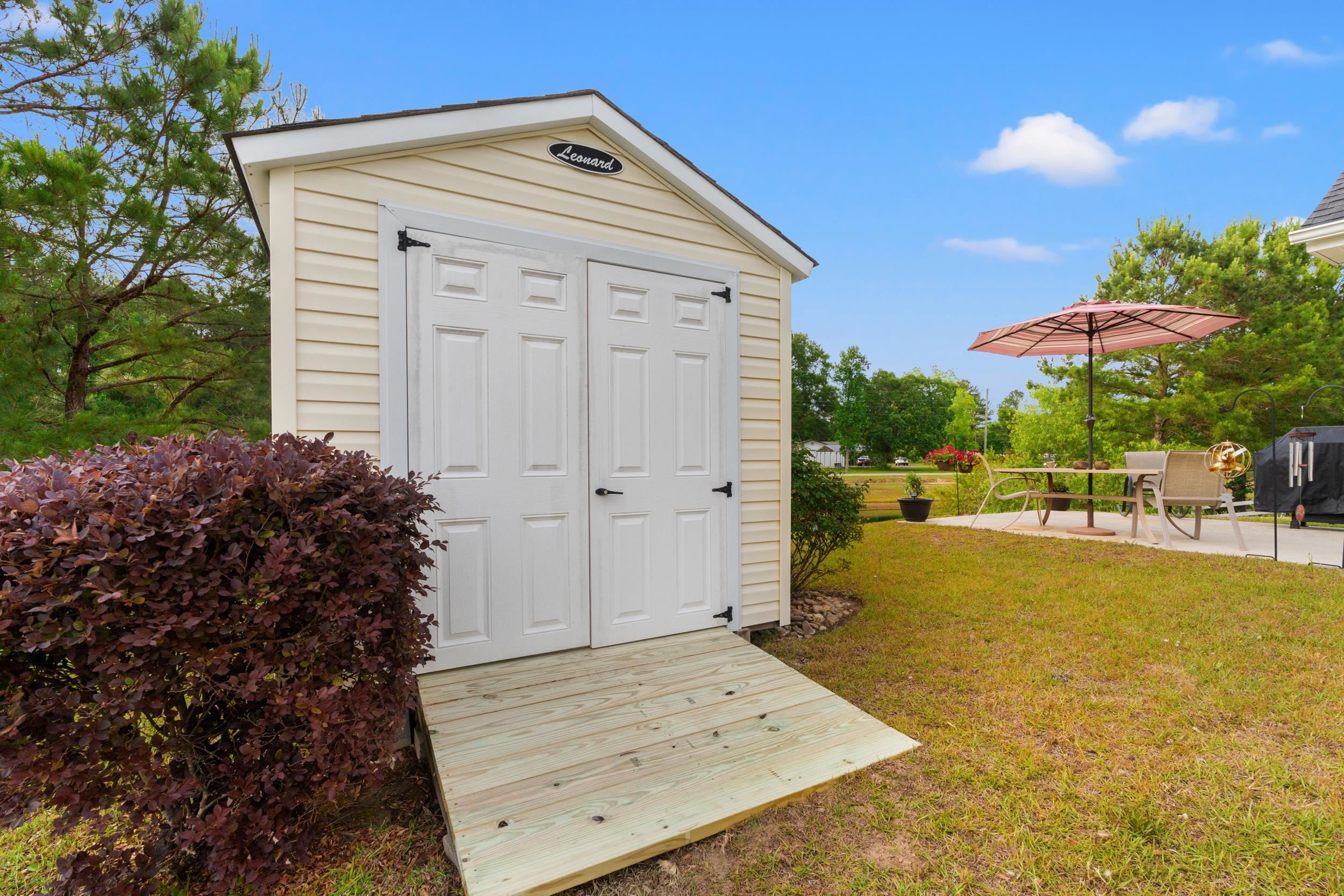 247 Hickory Springs Ct. Property Photo 32