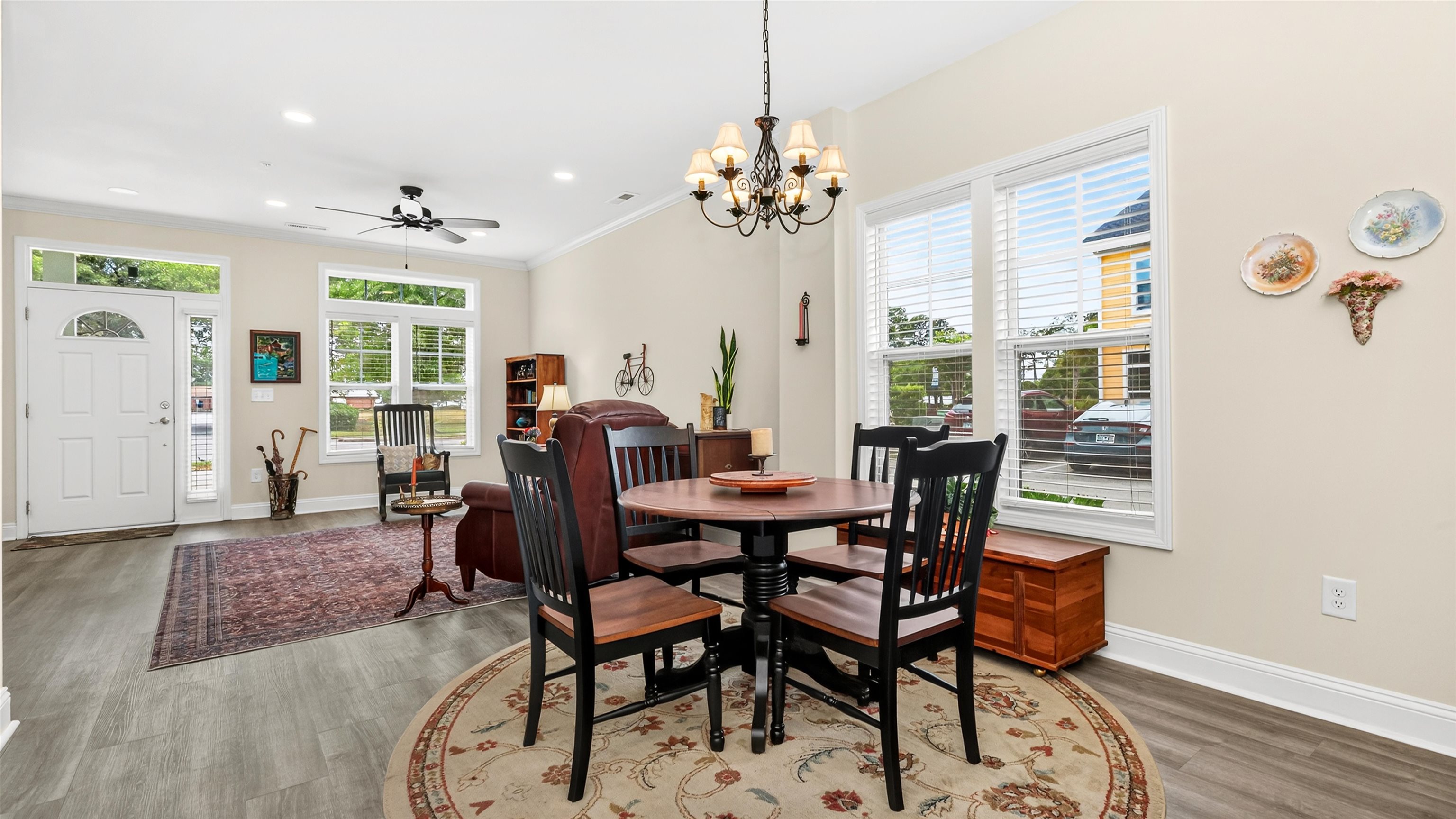 3538 Pampas Dr. Property Photo 8