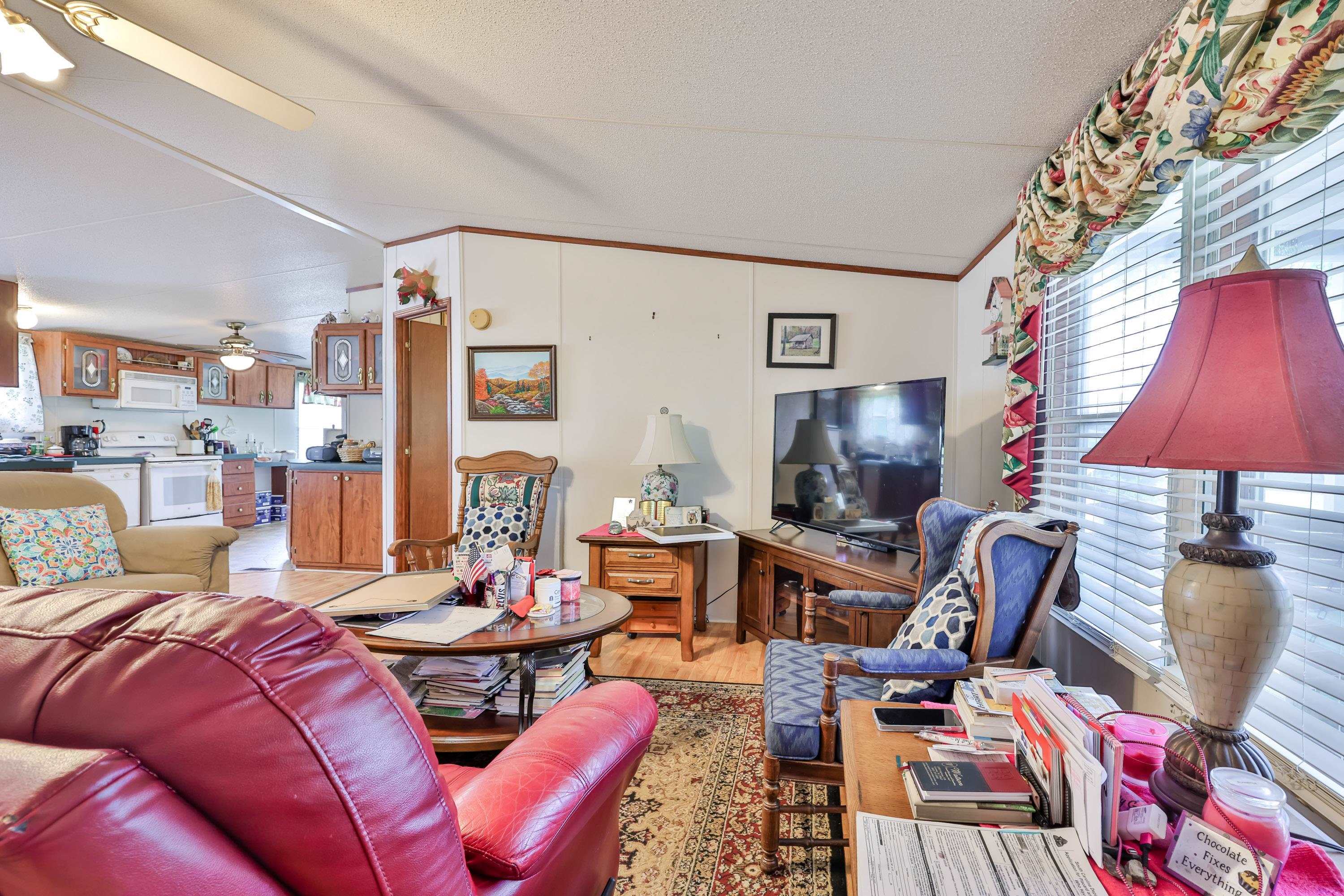 290 Willard Rd. Property Photo 4