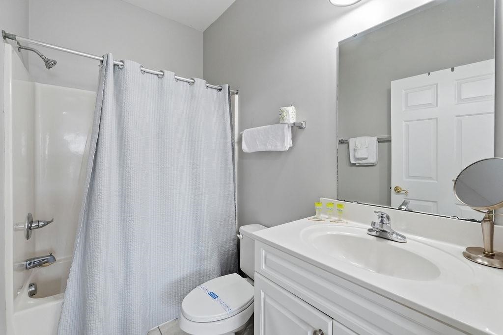4803 Bovardia Pl. Property Photo 16