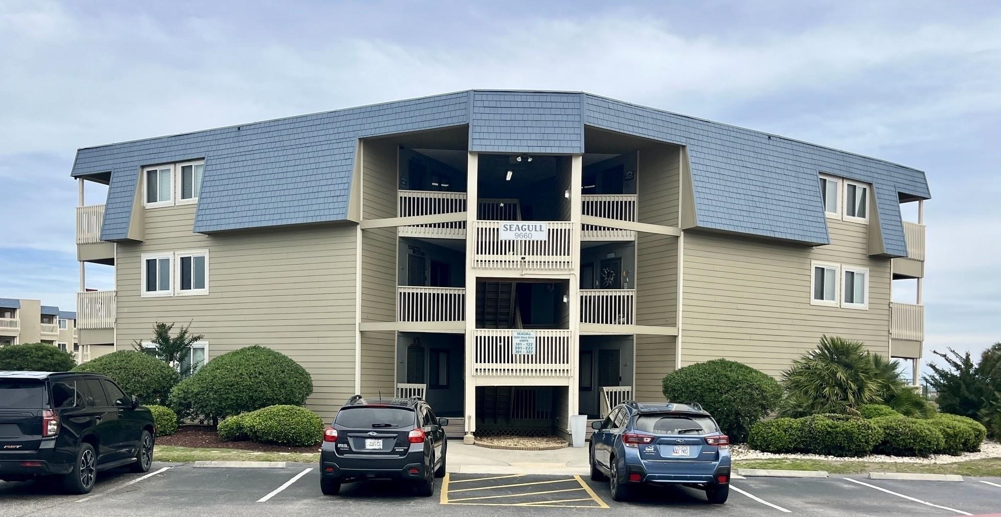 9660 Shore Dr. Property Photo 1