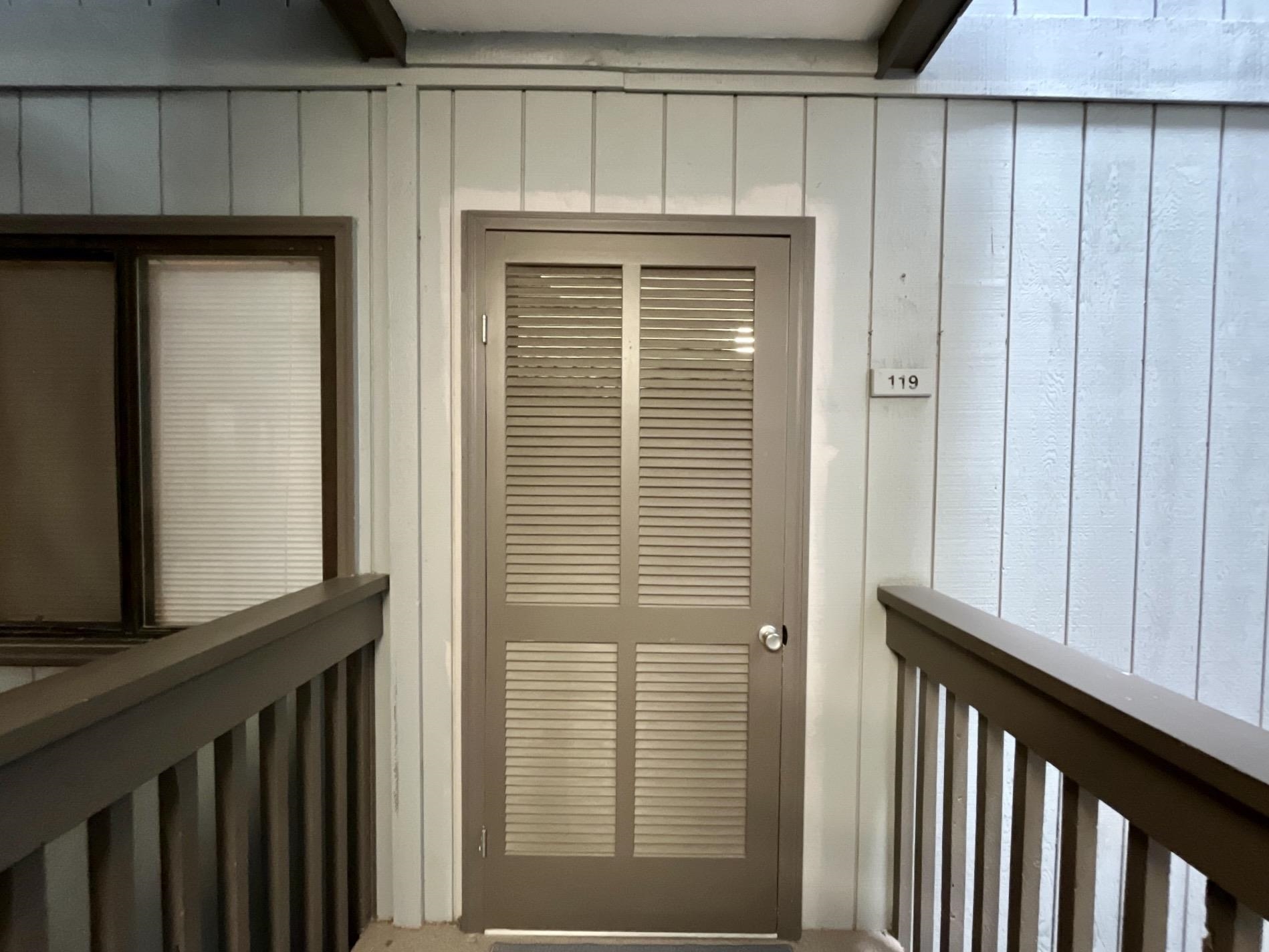 9660 Shore Dr. Property Photo 2