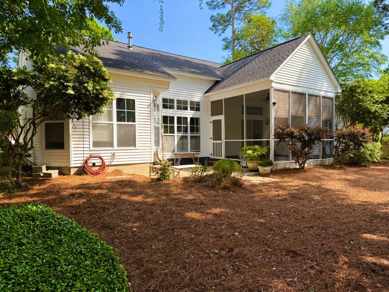 719 Camden Circle Property Photo 18