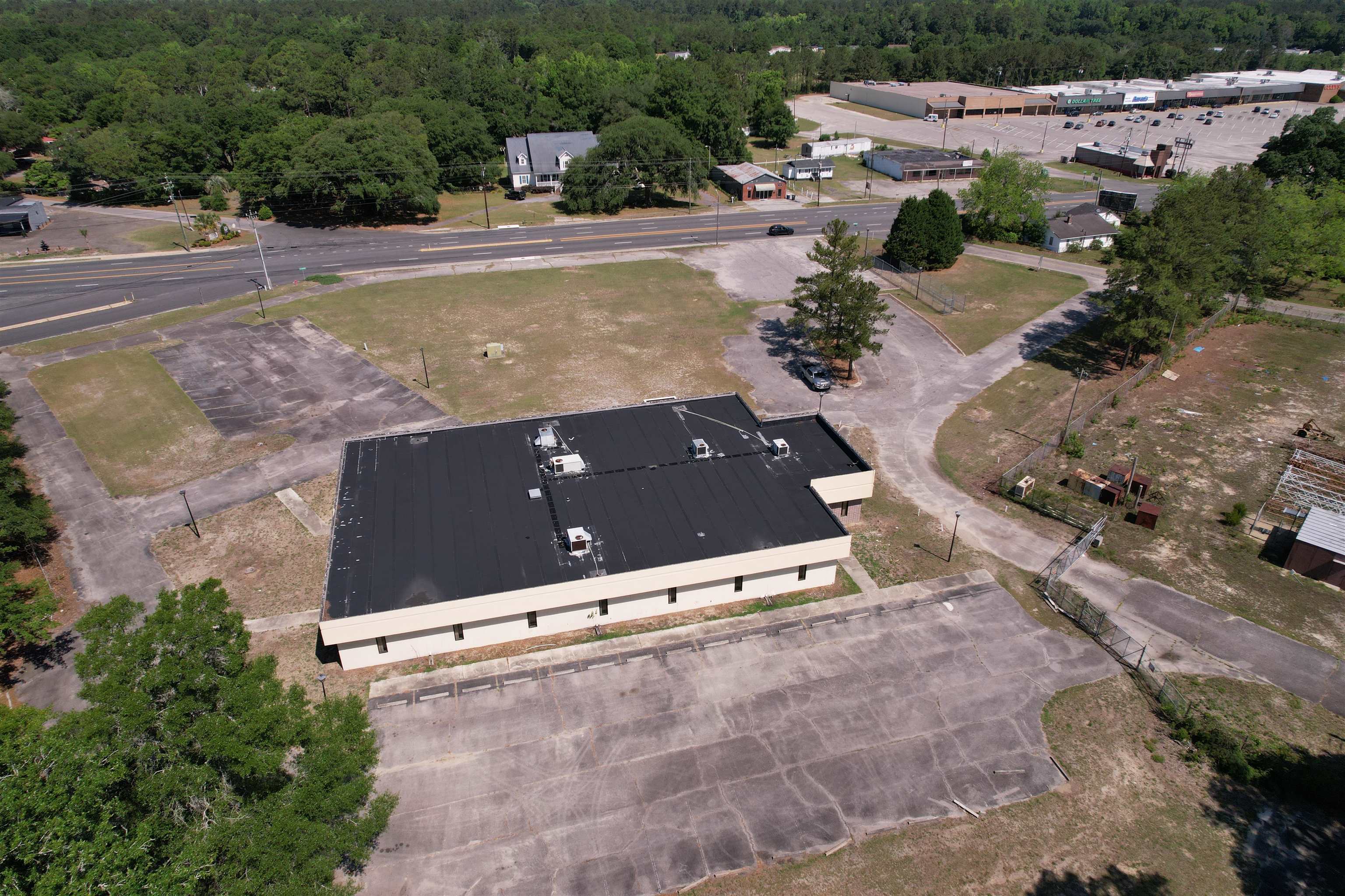 1500 N Longstreet St. Property Photo 10