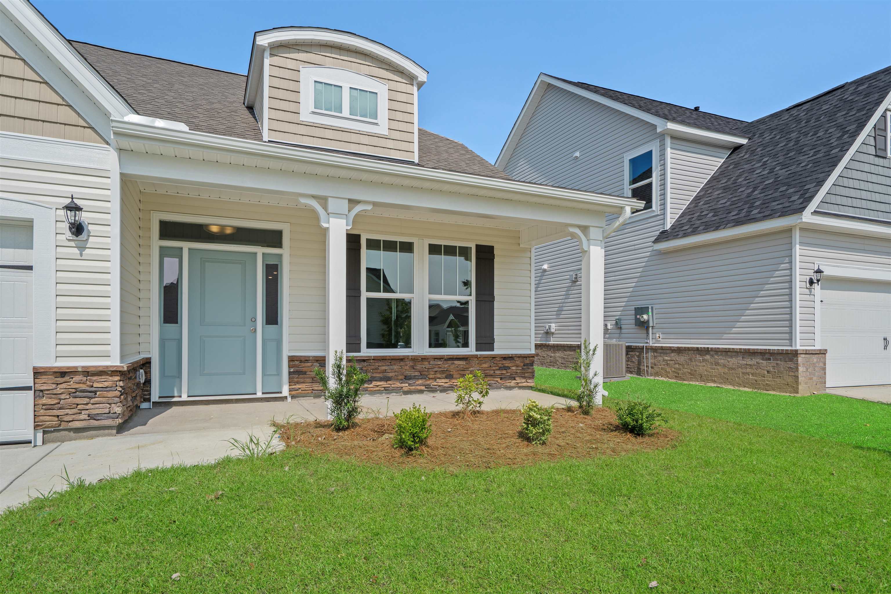 2923 Spain Ln. Property Photo 5