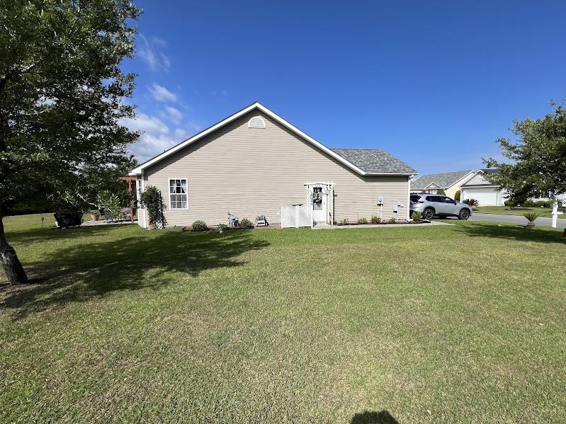735 Wintercreeper Dr. Property Photo 25